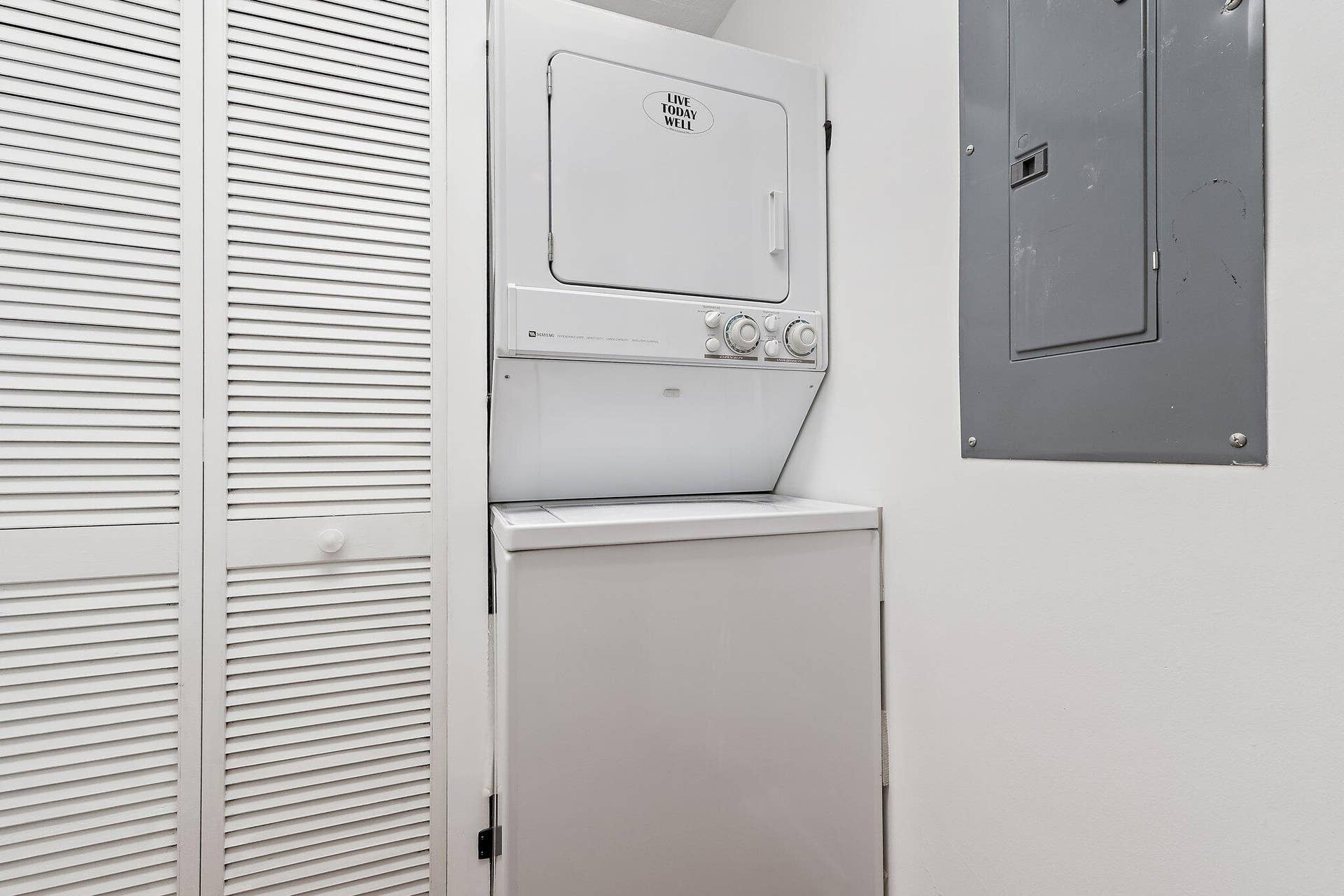 314 Inlet Way, #101, Palm Beach Shores, FL 33404 laundry, hvac, ac