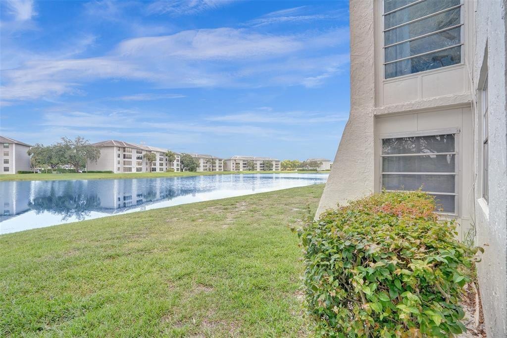 9440 Poinciana Place, #101, Davie, Davie, FL 33324 Photo 22