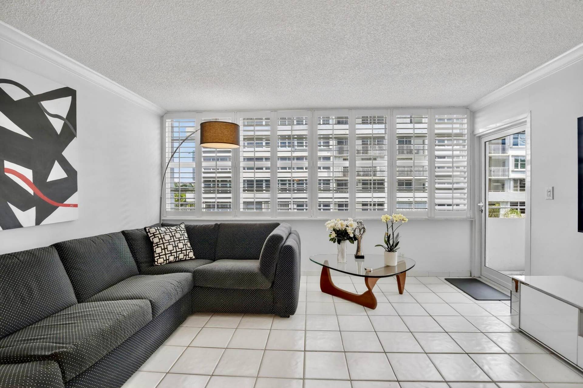 1160 N Federal Highway, #517, Fort Lauderdale, FL 33304 17-web-or-mls-_A7A3075