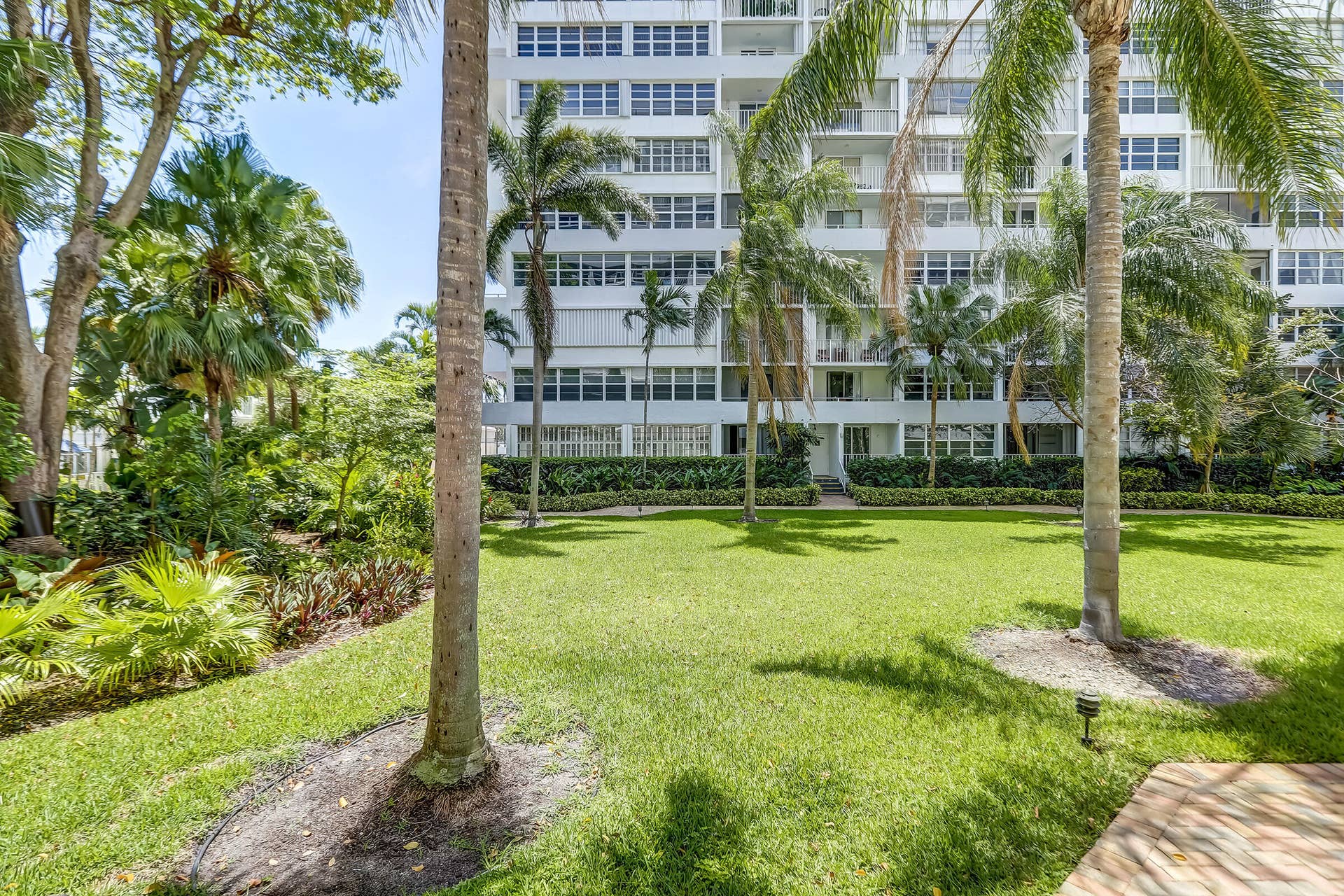 1160 N Federal Highway, #517, Fort Lauderdale, FL 33304 24__g6i4797_798_799_800_801