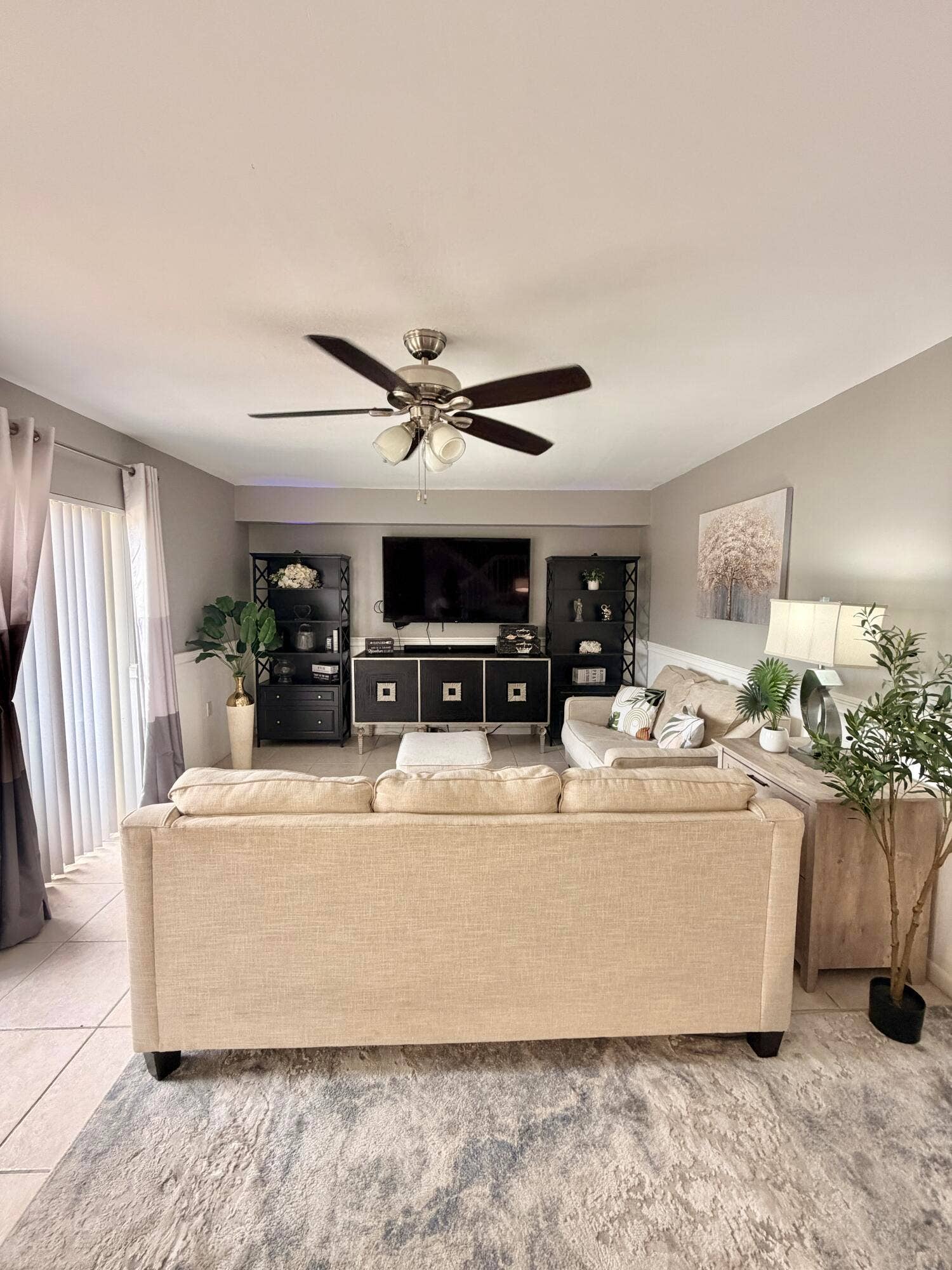 812 8th Way, West Palm Beach, FL 33407 812 lr2