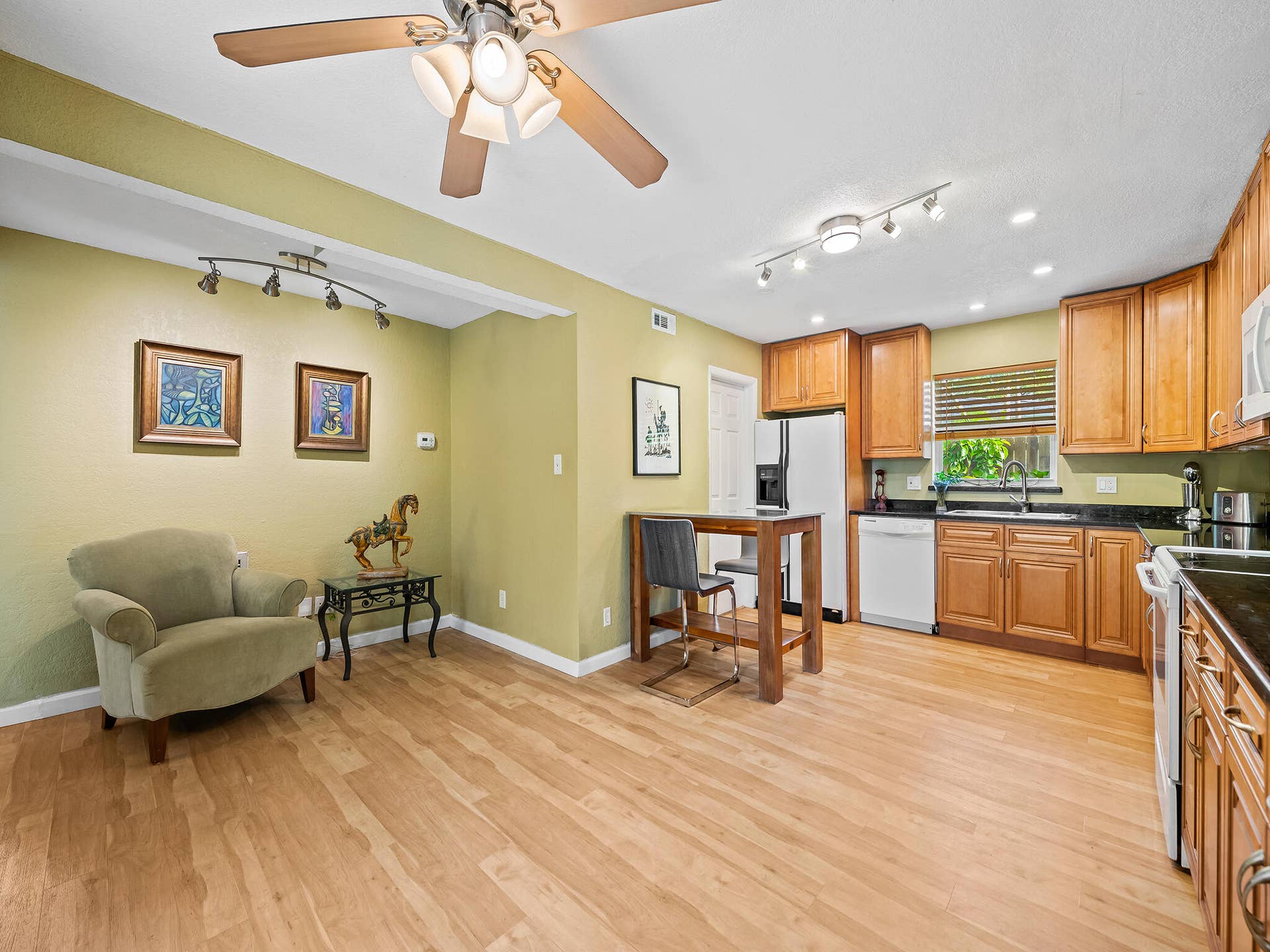 1320 SW 55th Avenue, Plantation, FL 33317 DSC_9837