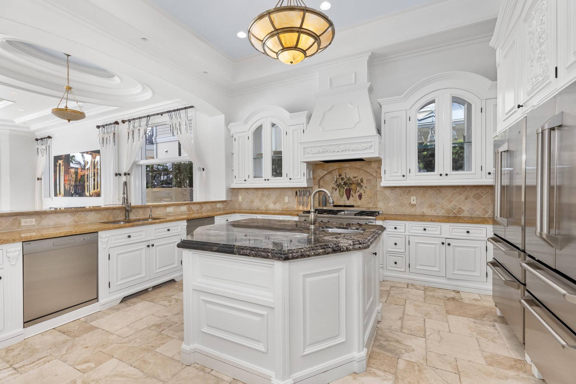 Kitchen 2