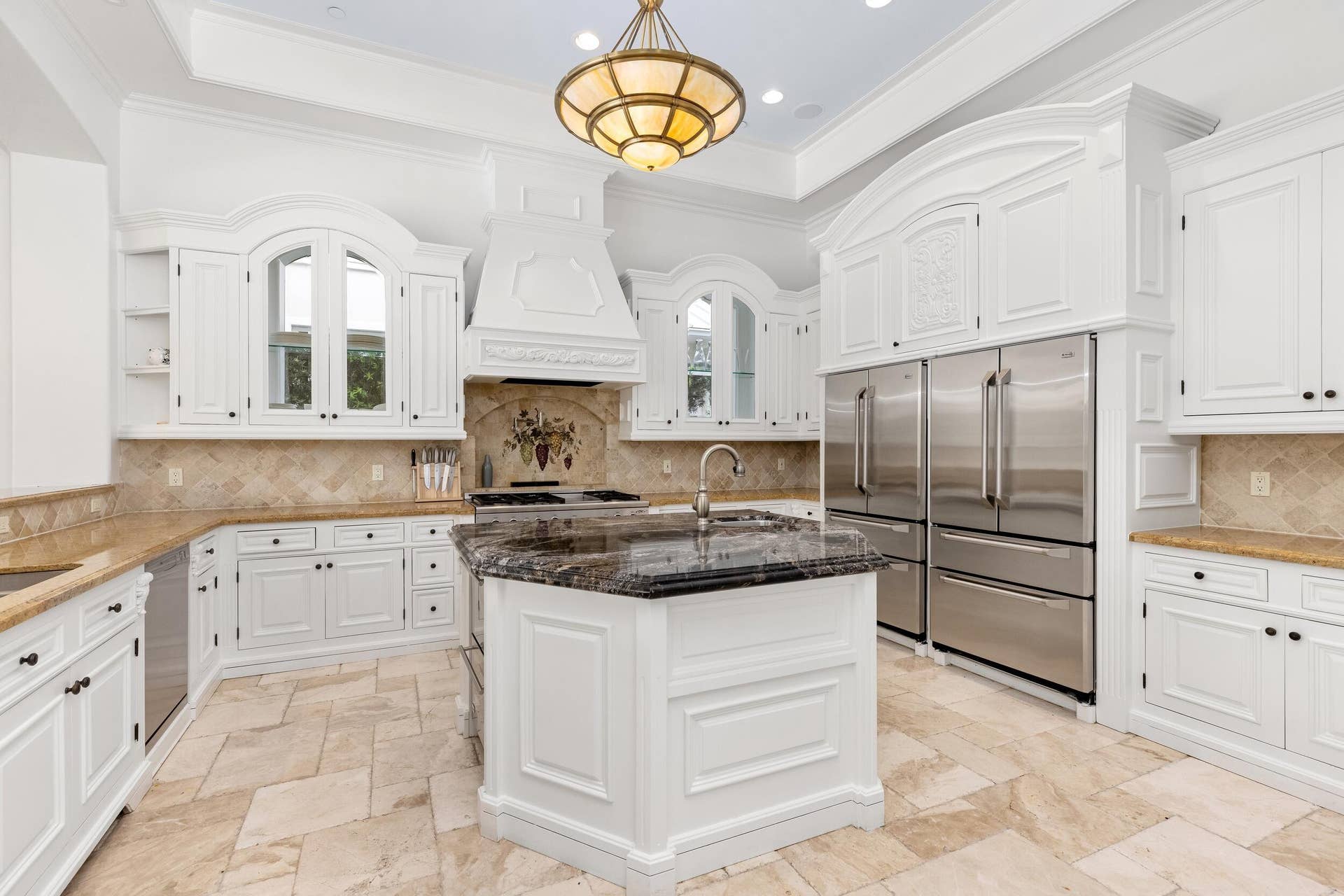 Kitchen 1