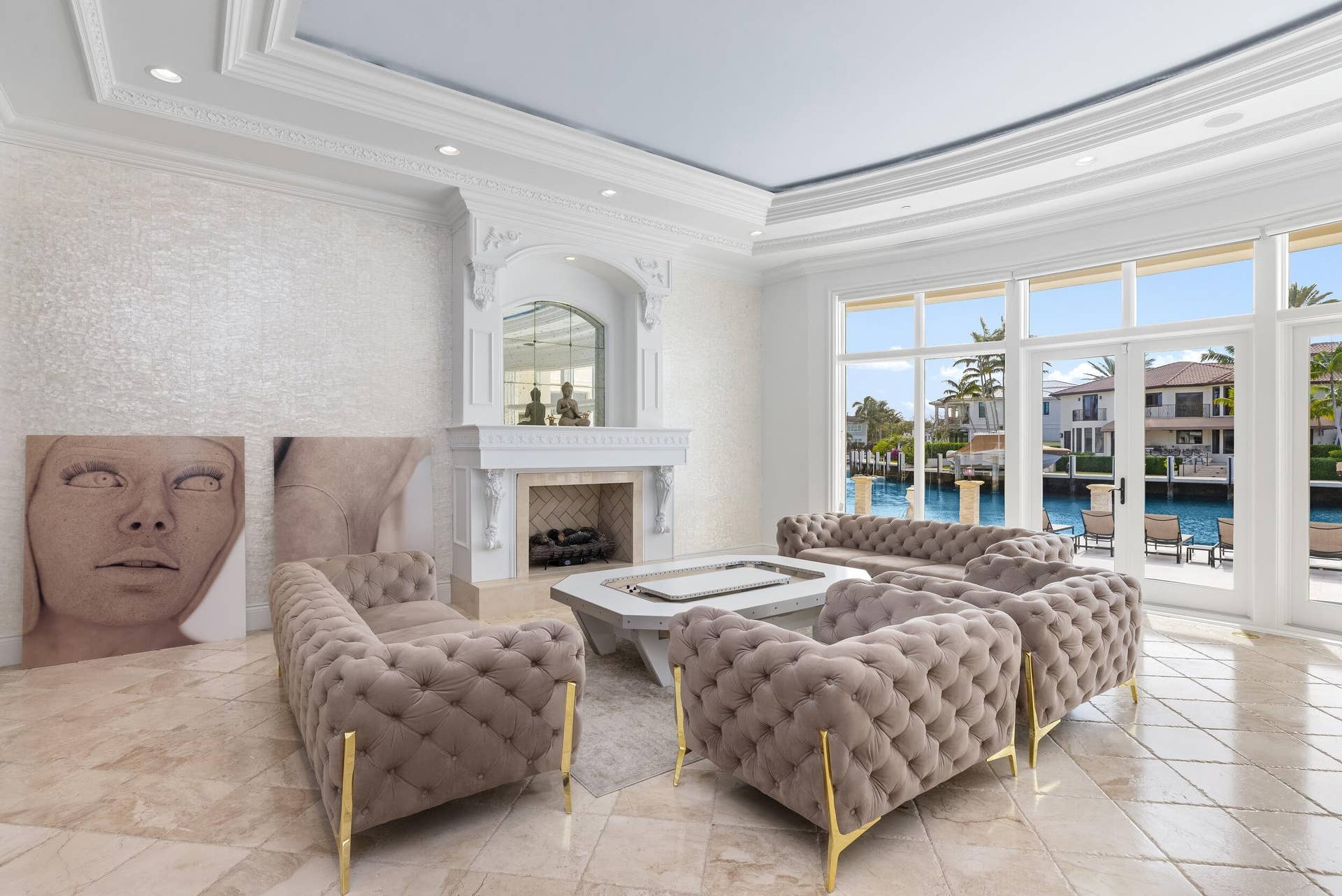 Living Area 1