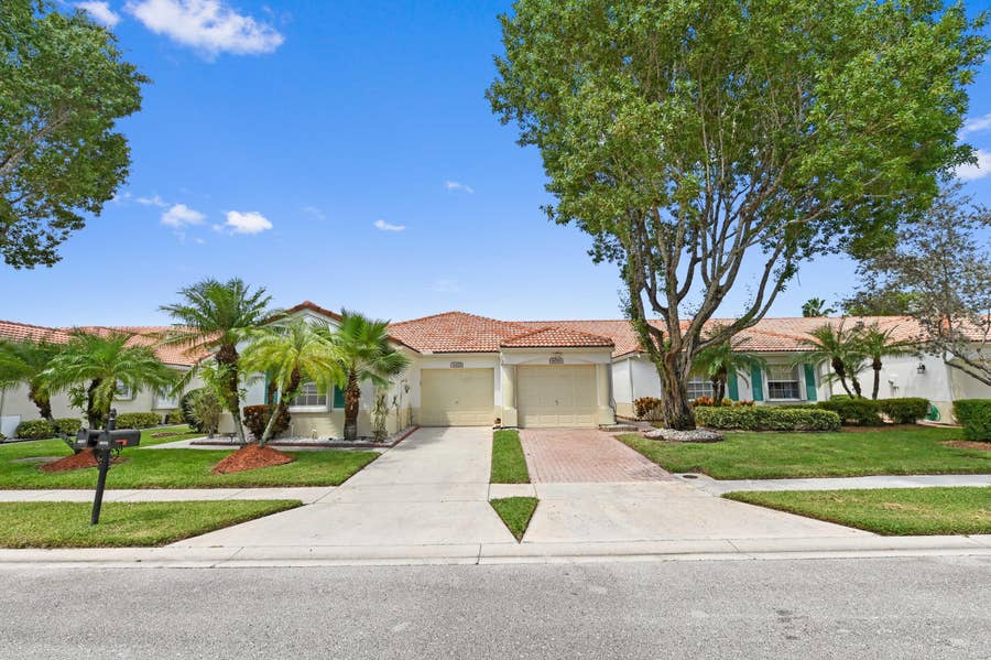 Property photo for 6077 Lake Hibiscus Drive, Delray Beach, FL