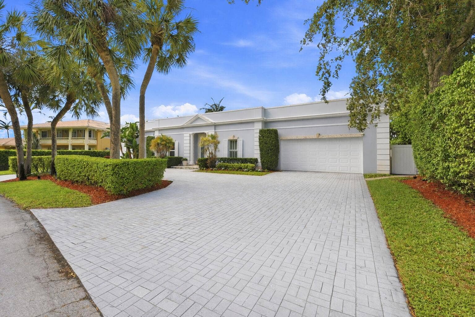 9001 N Lake Dasha Drive, Plantation, FL 33324 r2