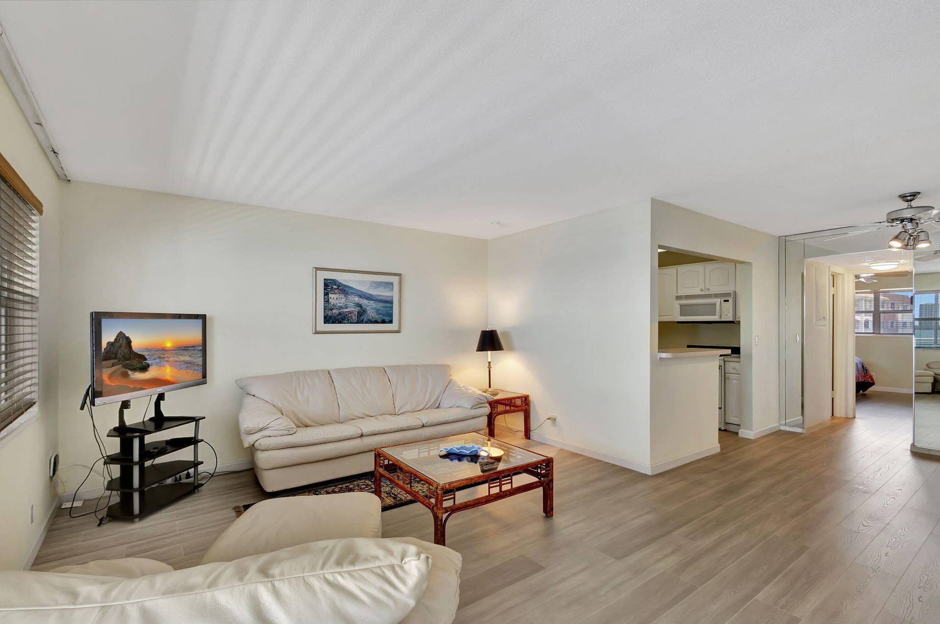 Living Rm