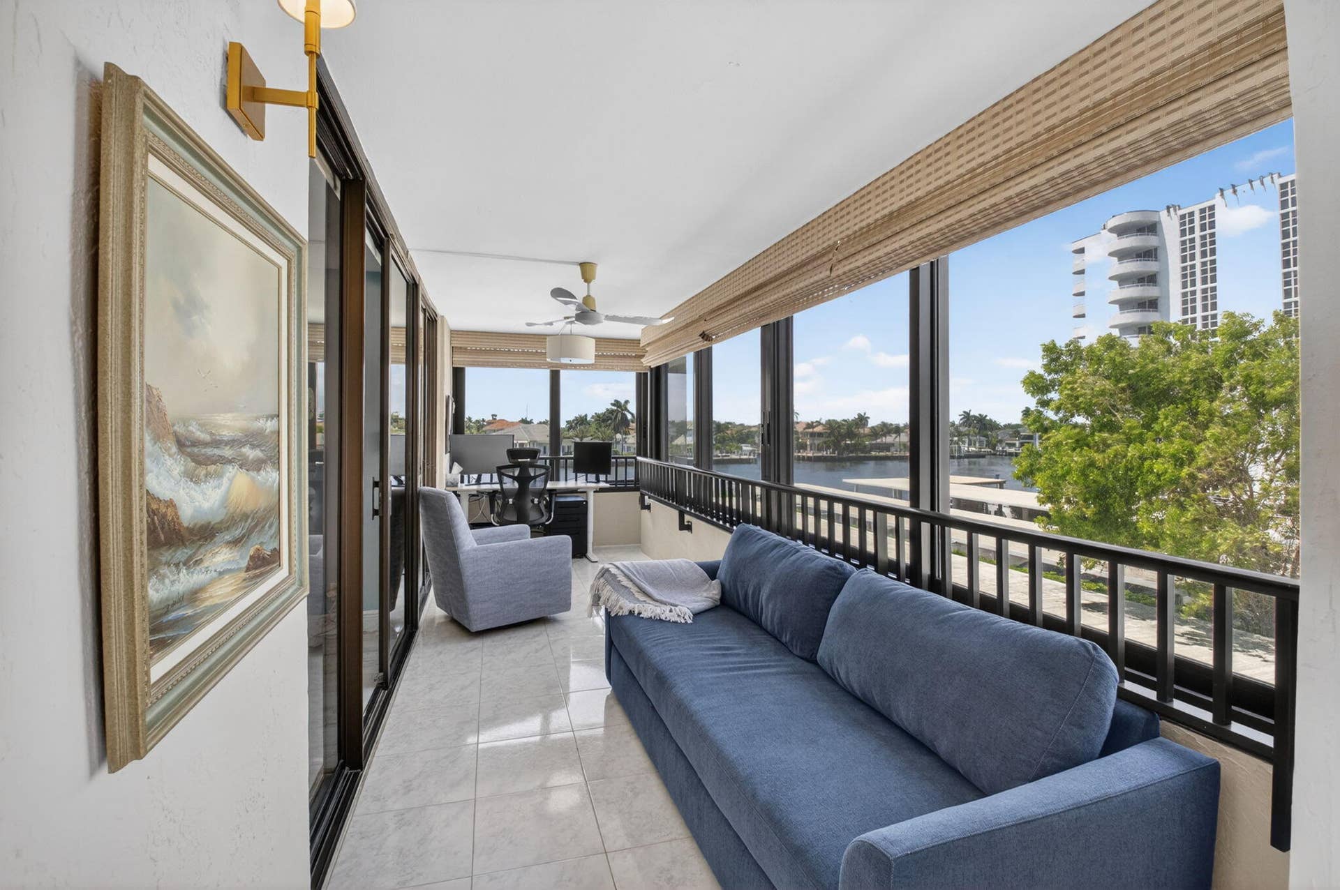 2220 S Ocean Boulevard, #304, Delray Beach, FL 33483 Expansive Florida Rm