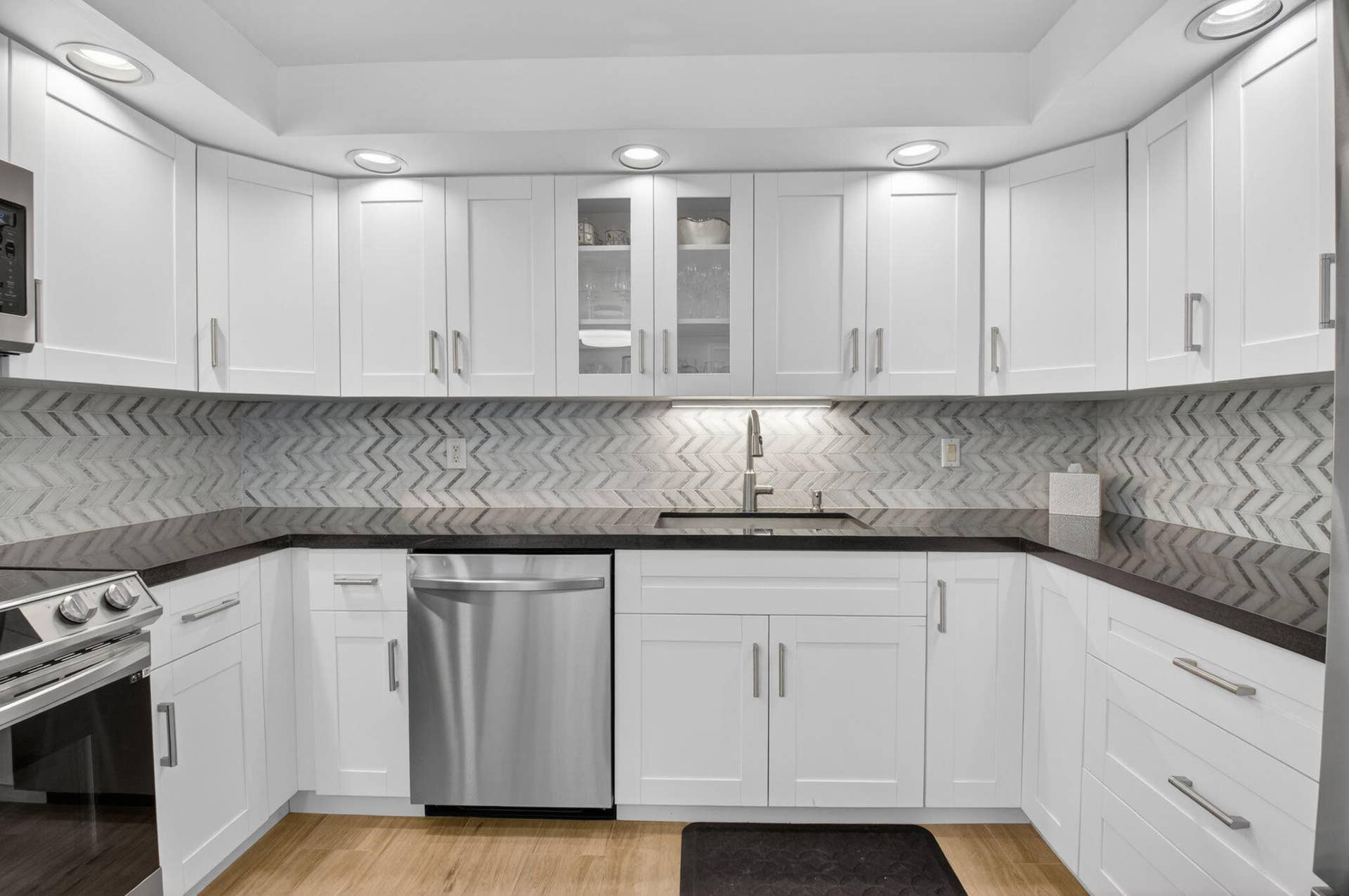 2220 S Ocean Boulevard, #304, Delray Beach, FL 33483 24-web-or-mls-DSC_7216