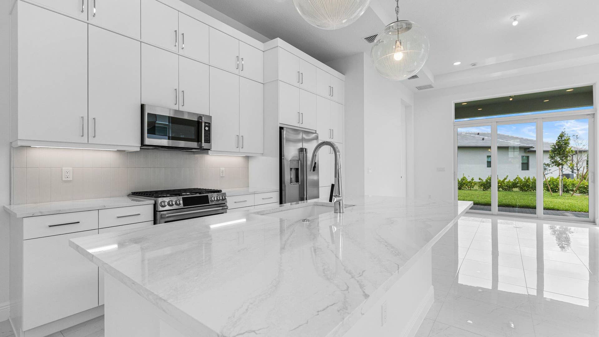 5078 Lido Key Lane, Westlake, FL 33470 Kitchen