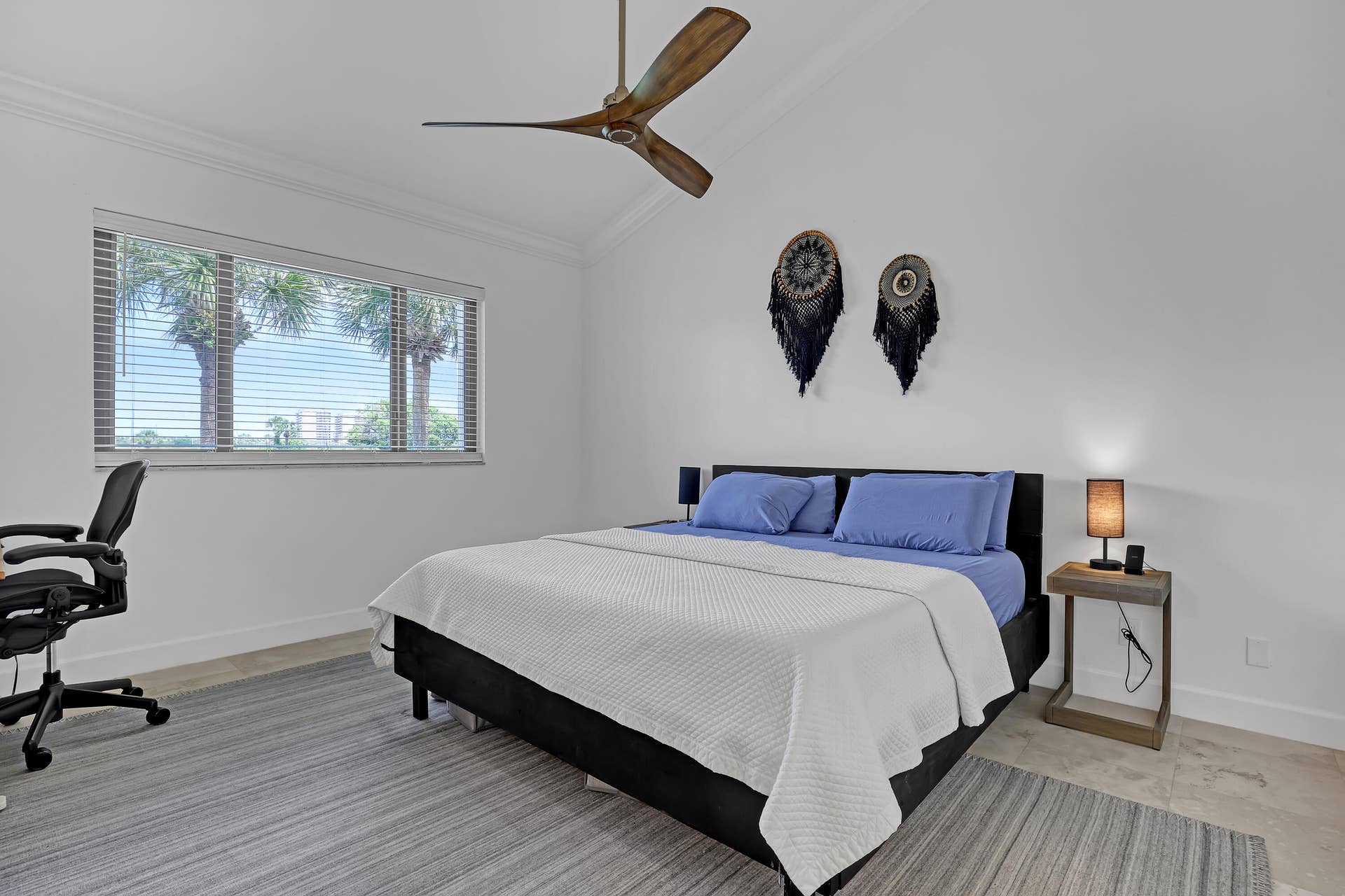 302 Sea Oats Drive, #E, Juno Beach, FL 33408 Master bedroom