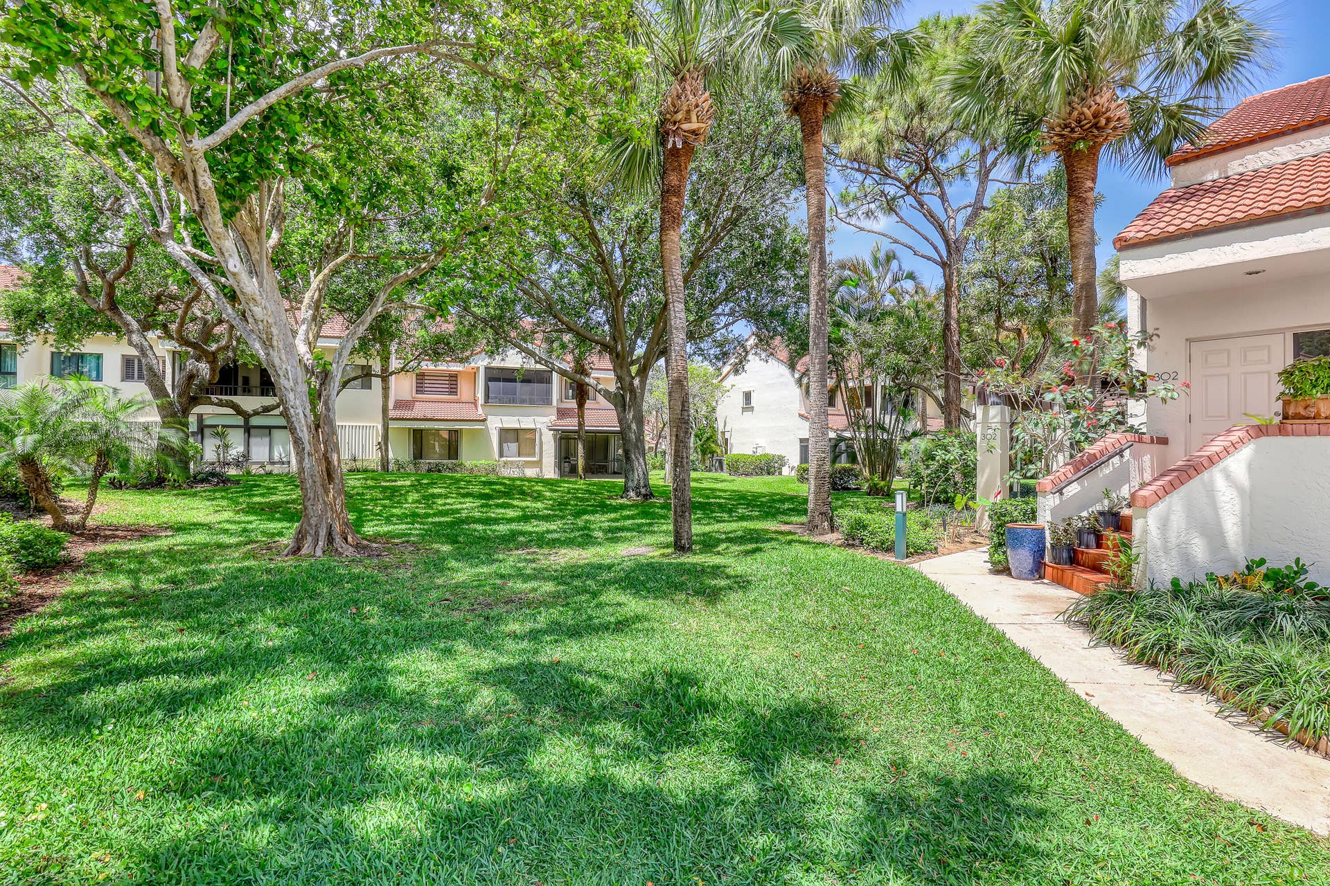 302 Sea Oats Drive, #E, Juno Beach, FL 33408 302 Sea Oats #E (4)