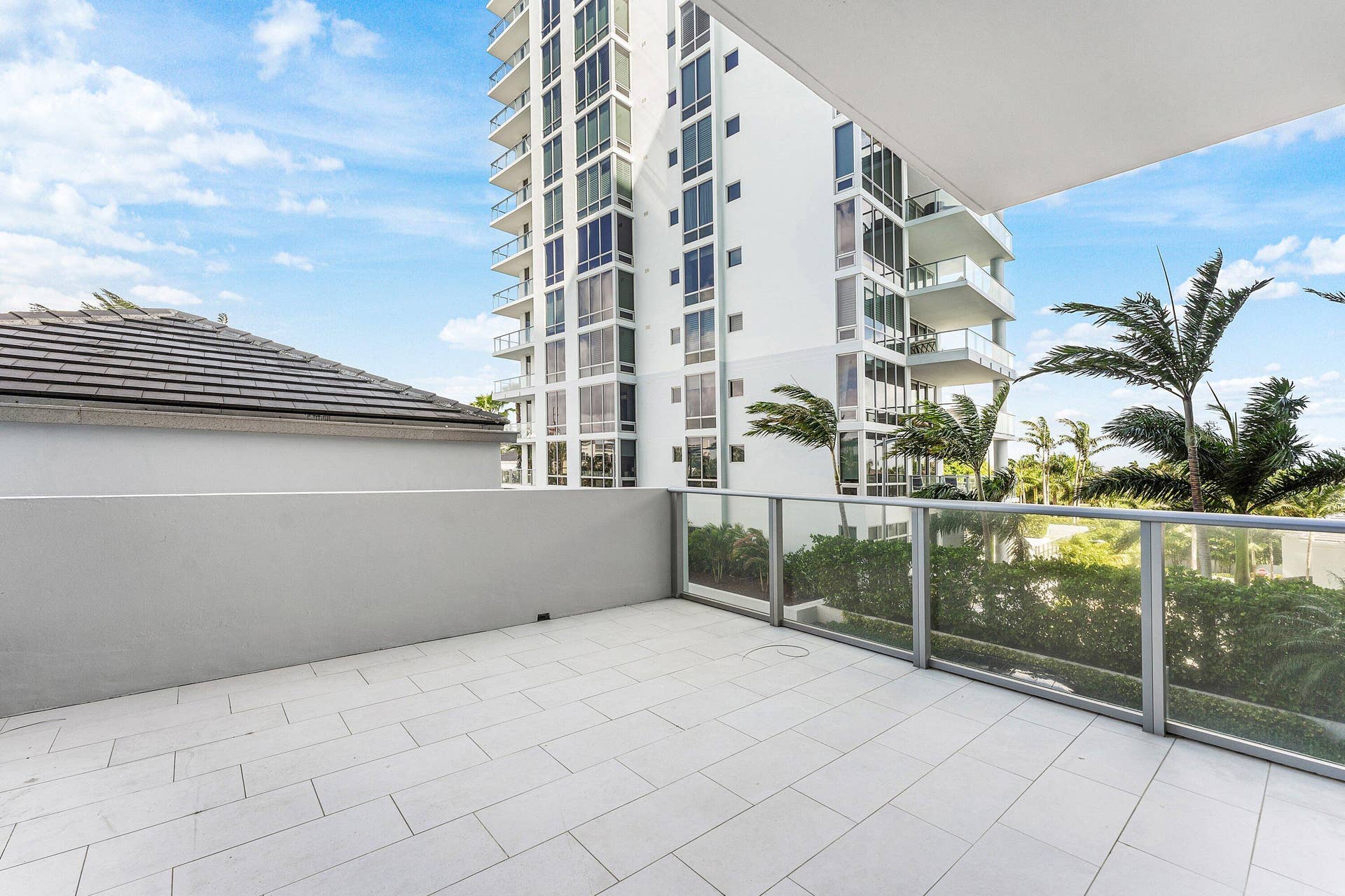 2 Water Club Way, #403, North Palm Beach, FL 33408 2nd Balcony Sunset Views