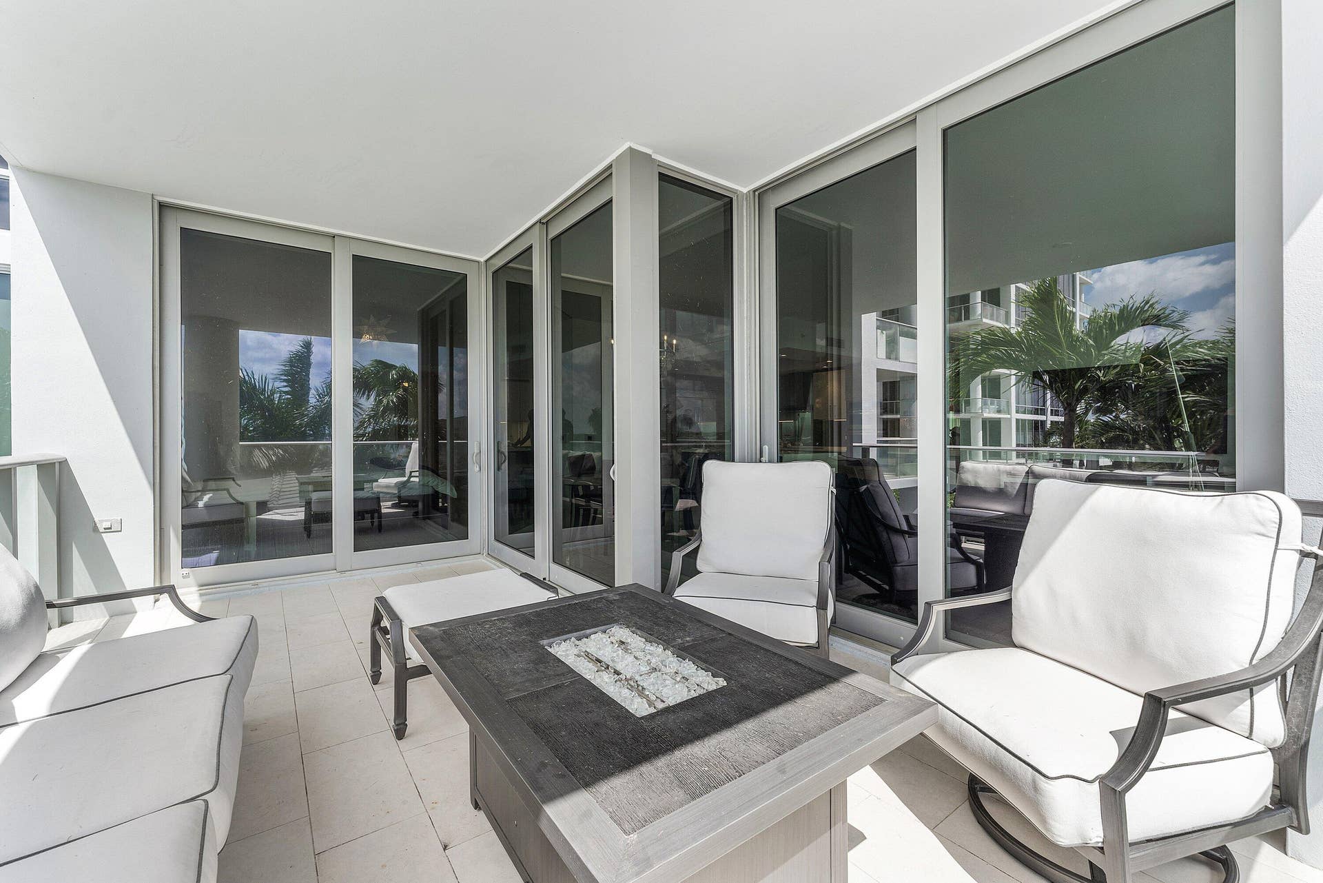 2 Water Club Way, #403, North Palm Beach, FL 33408 Extensive Private Balcony