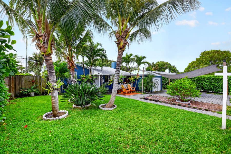 Property photo for 1010 Churchill Circle S, West Palm Beach, FL
