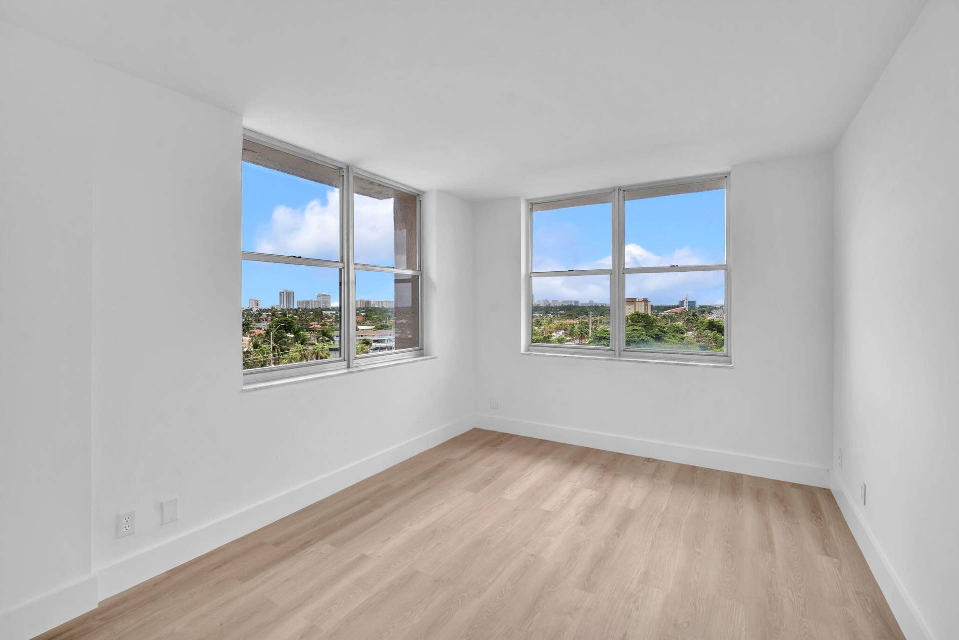 777 S Federal Highway, #Rp907, Pompano Beach, FL 33062 5-web-or-mls-DSC04289