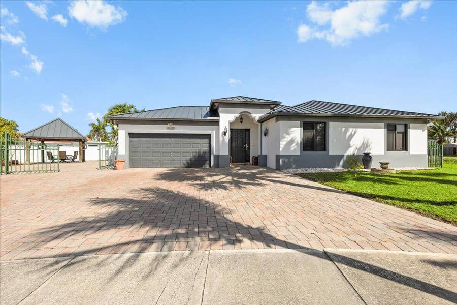 Property photo for 20300 SW 129th Place, Miami, FL
