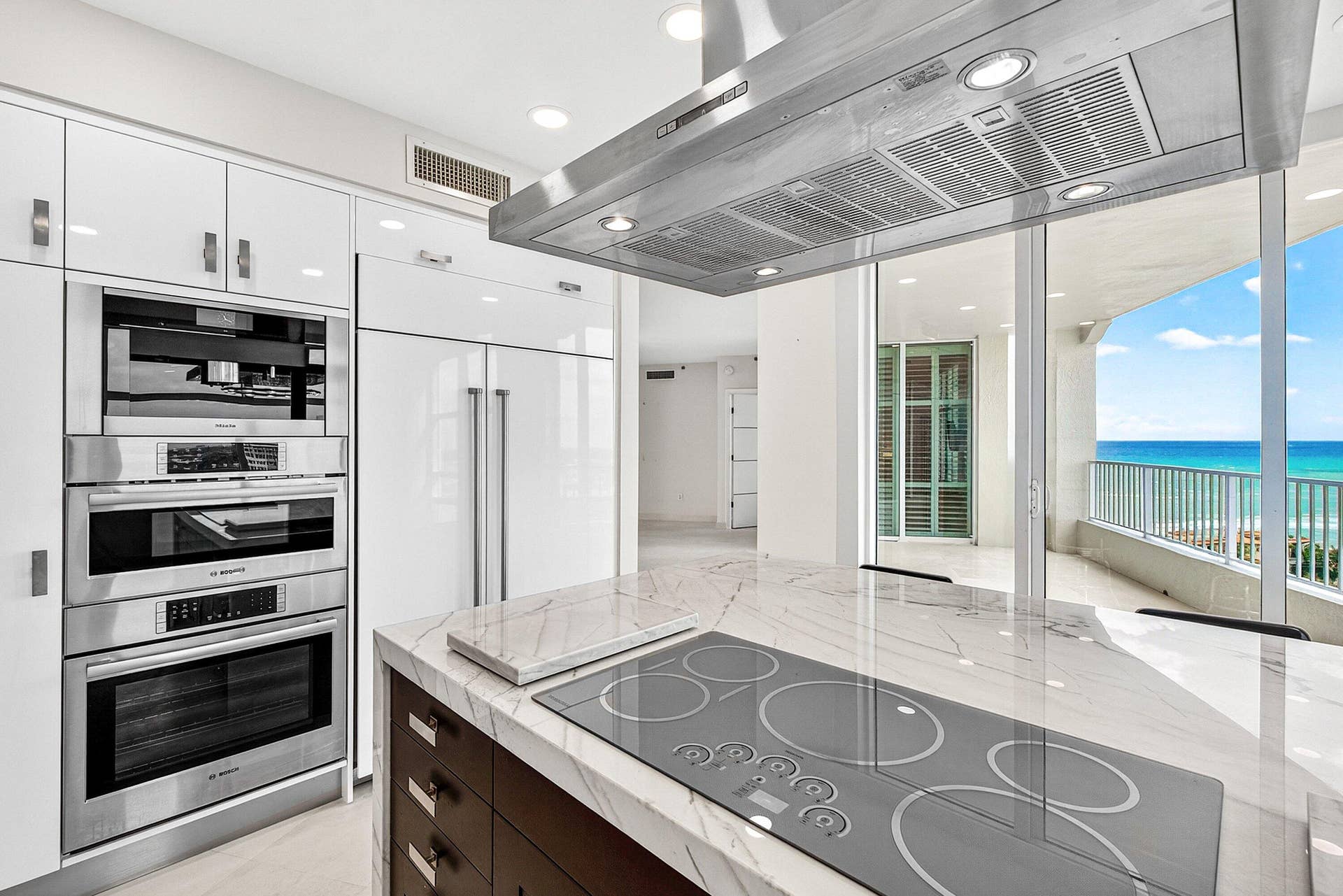 HIGH END APPLIANCES