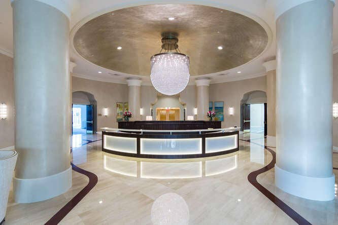 24 HOUR CONCIERGE & MANNED GATE HOUSE