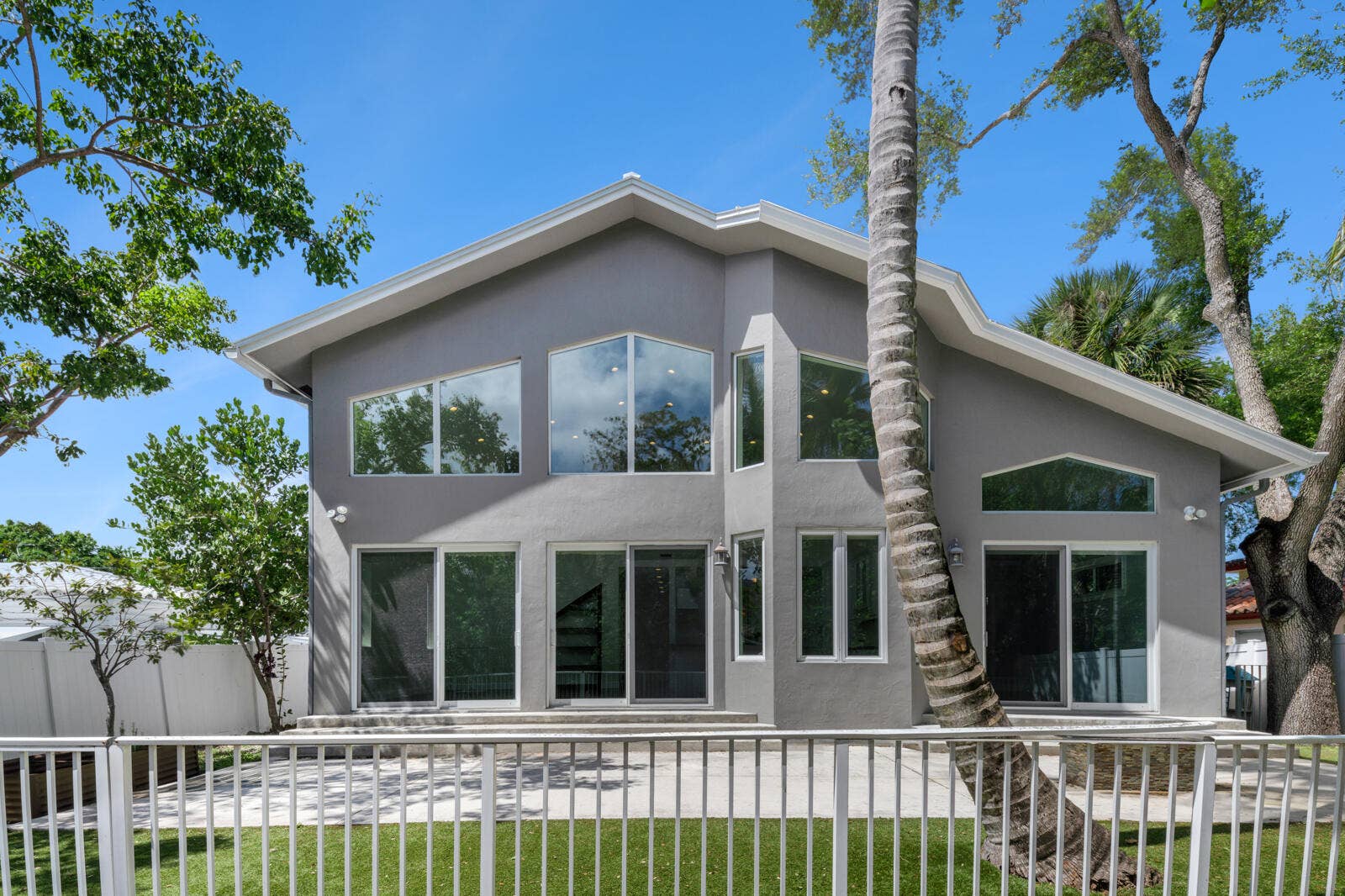 216 SE 10th Street, Fort Lauderdale, FL 33316 36