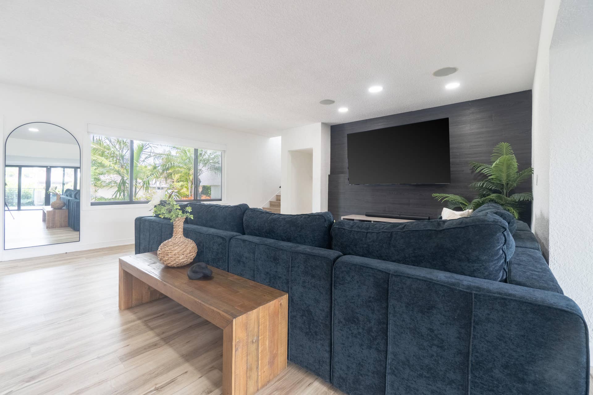 2878 NE 26St-19