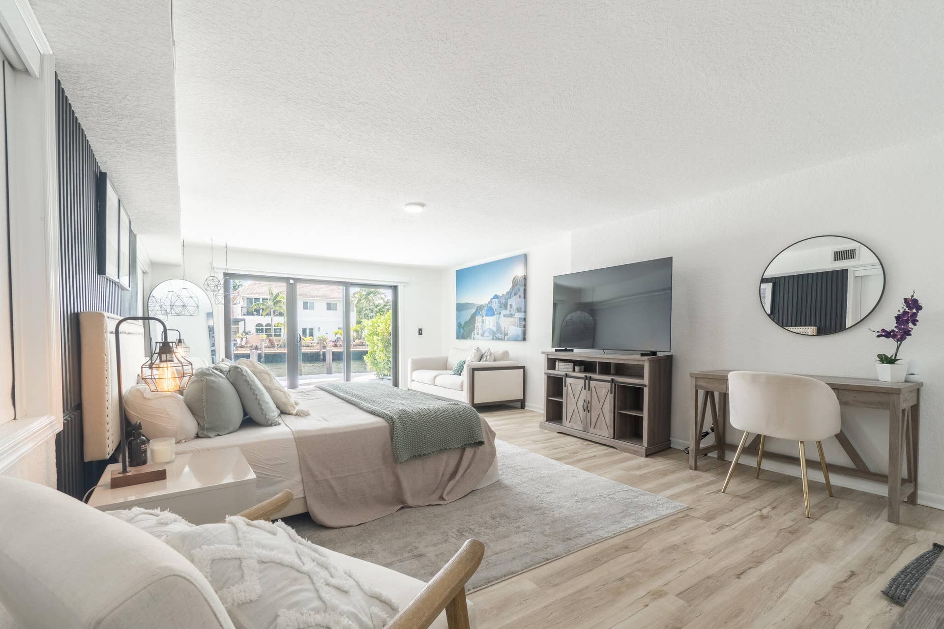 2878 NE 26St-39