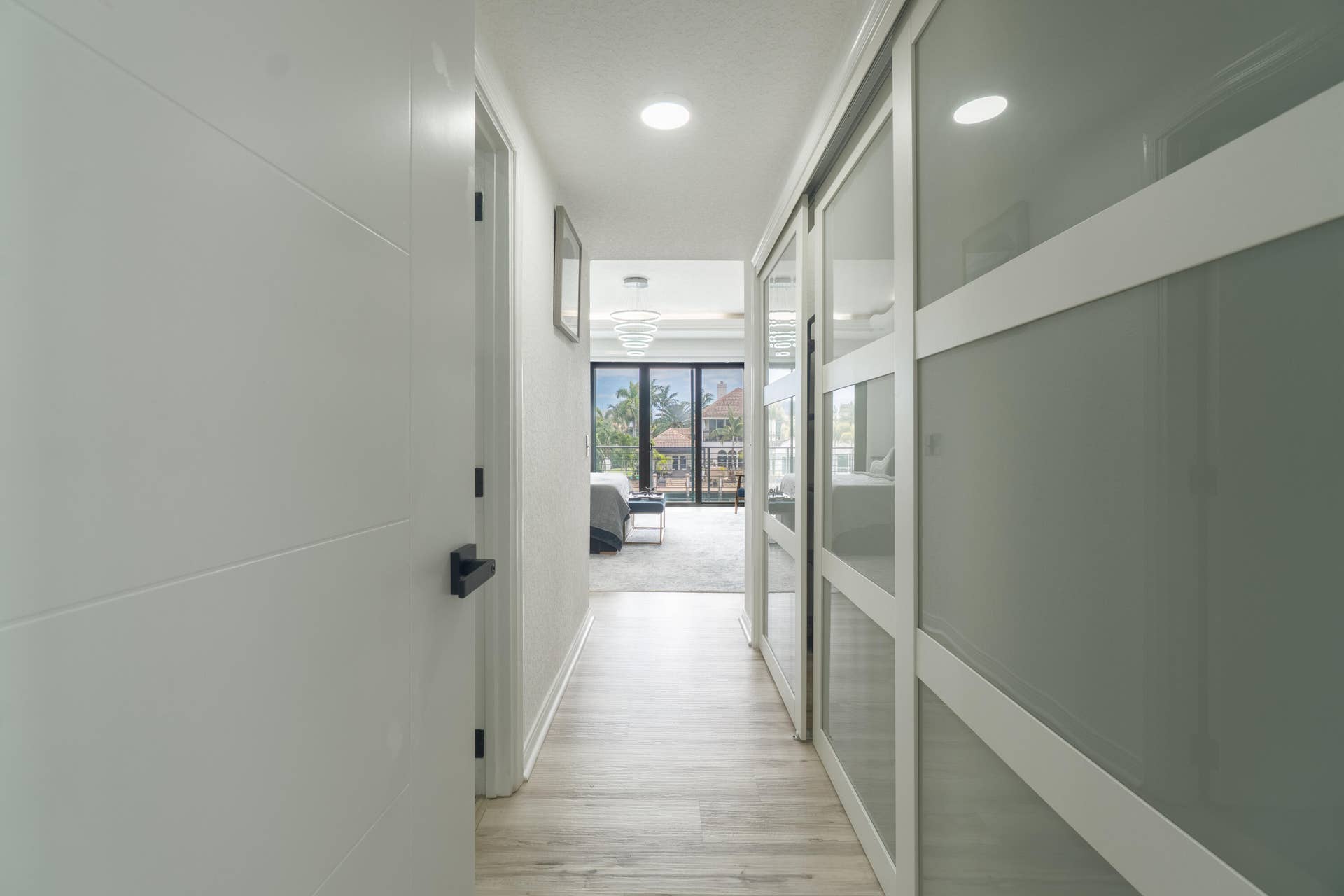 2878 NE 26St-32