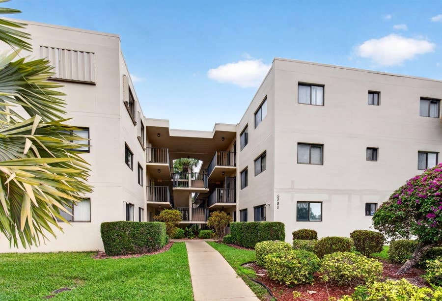 Property photo for 5280 Las Verdes Circle, #112, Delray Beach, FL