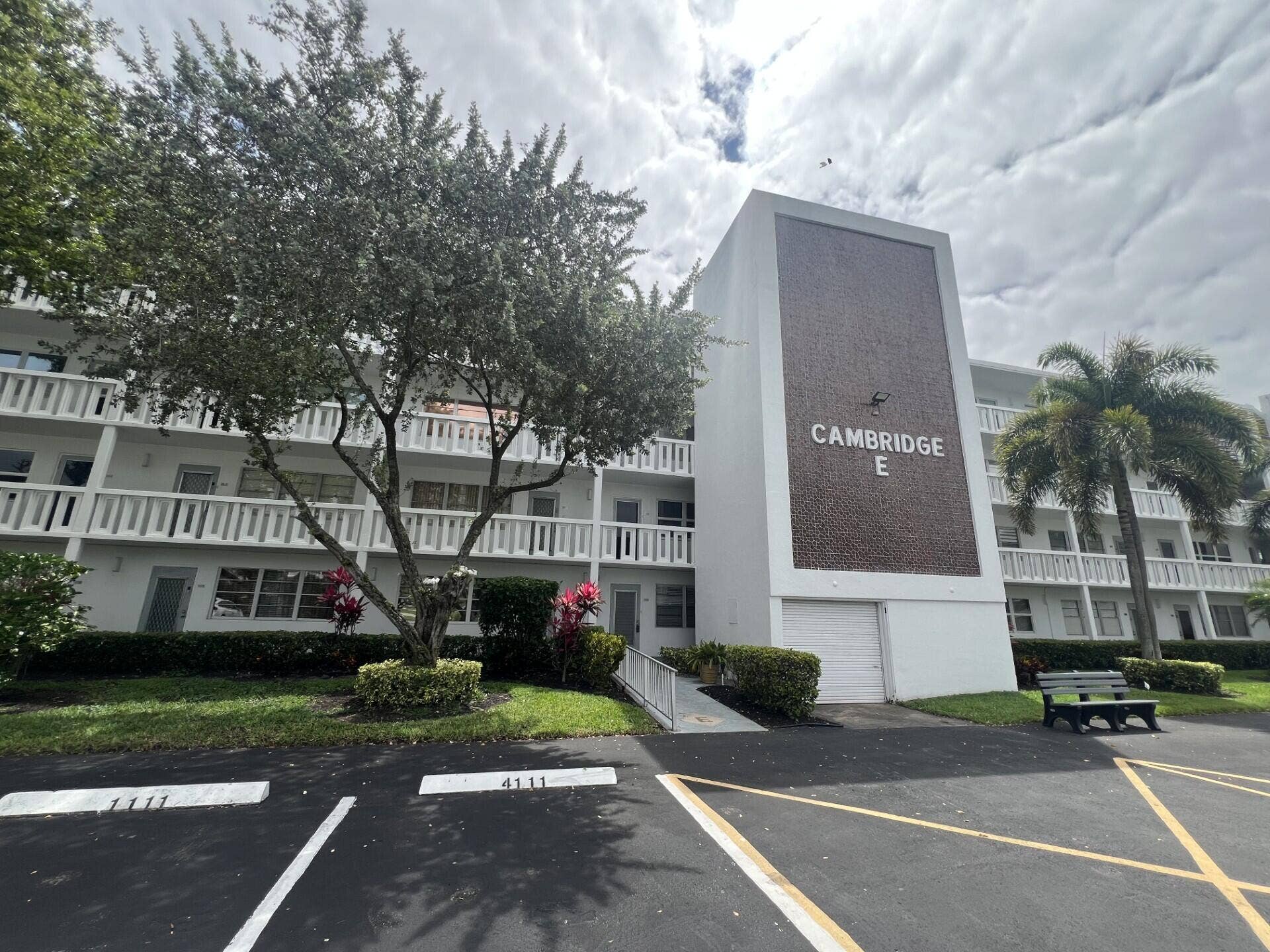 4116 Cambridge E, Deerfield Beach, FL 33442 8a5dec7a-c576-4d91-89e8-48343045eec2