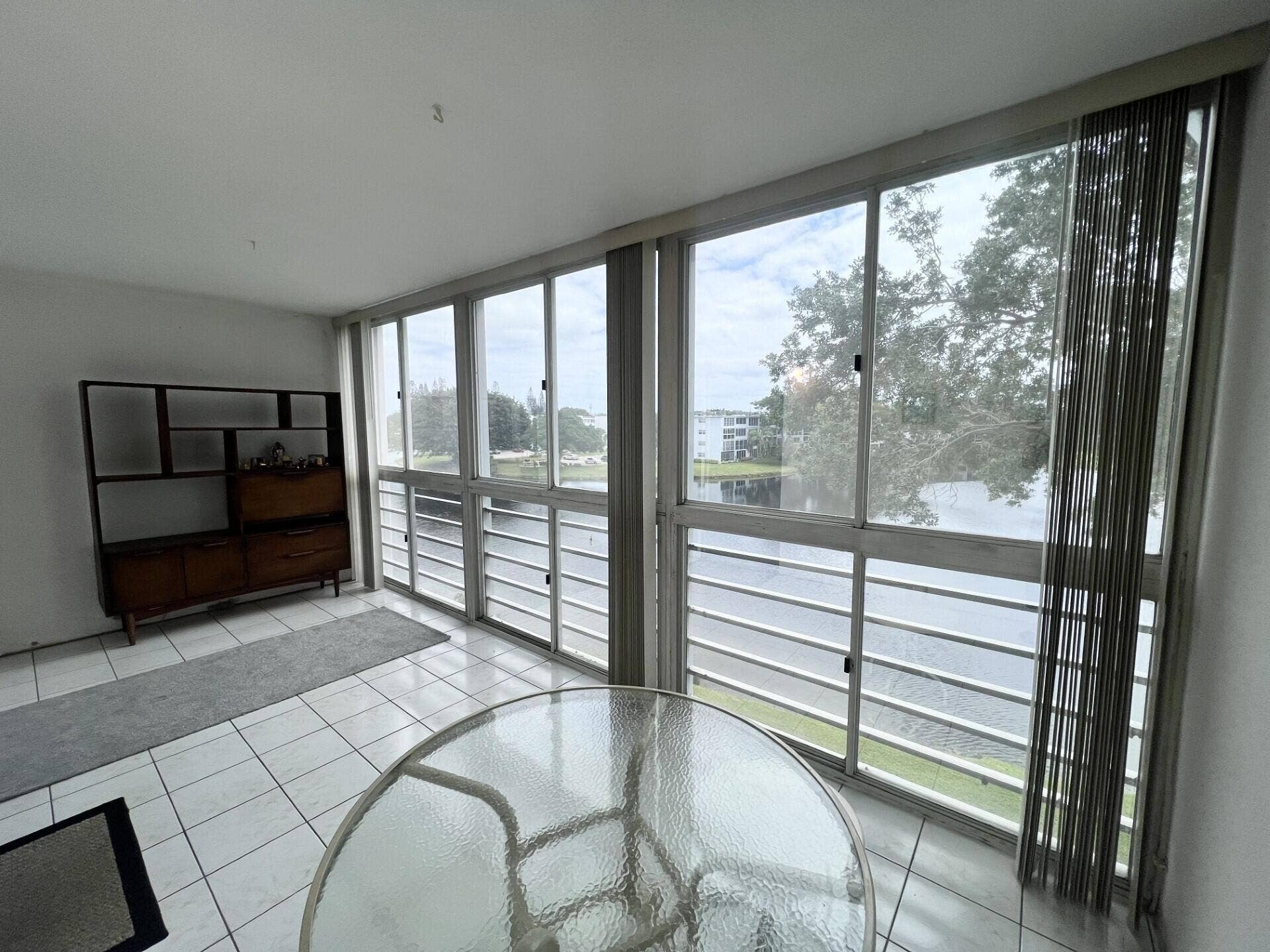 4116 Cambridge E, Deerfield Beach, FL 33442 cdf8bce8-afdf-4c78-aa85-9c388775ee92