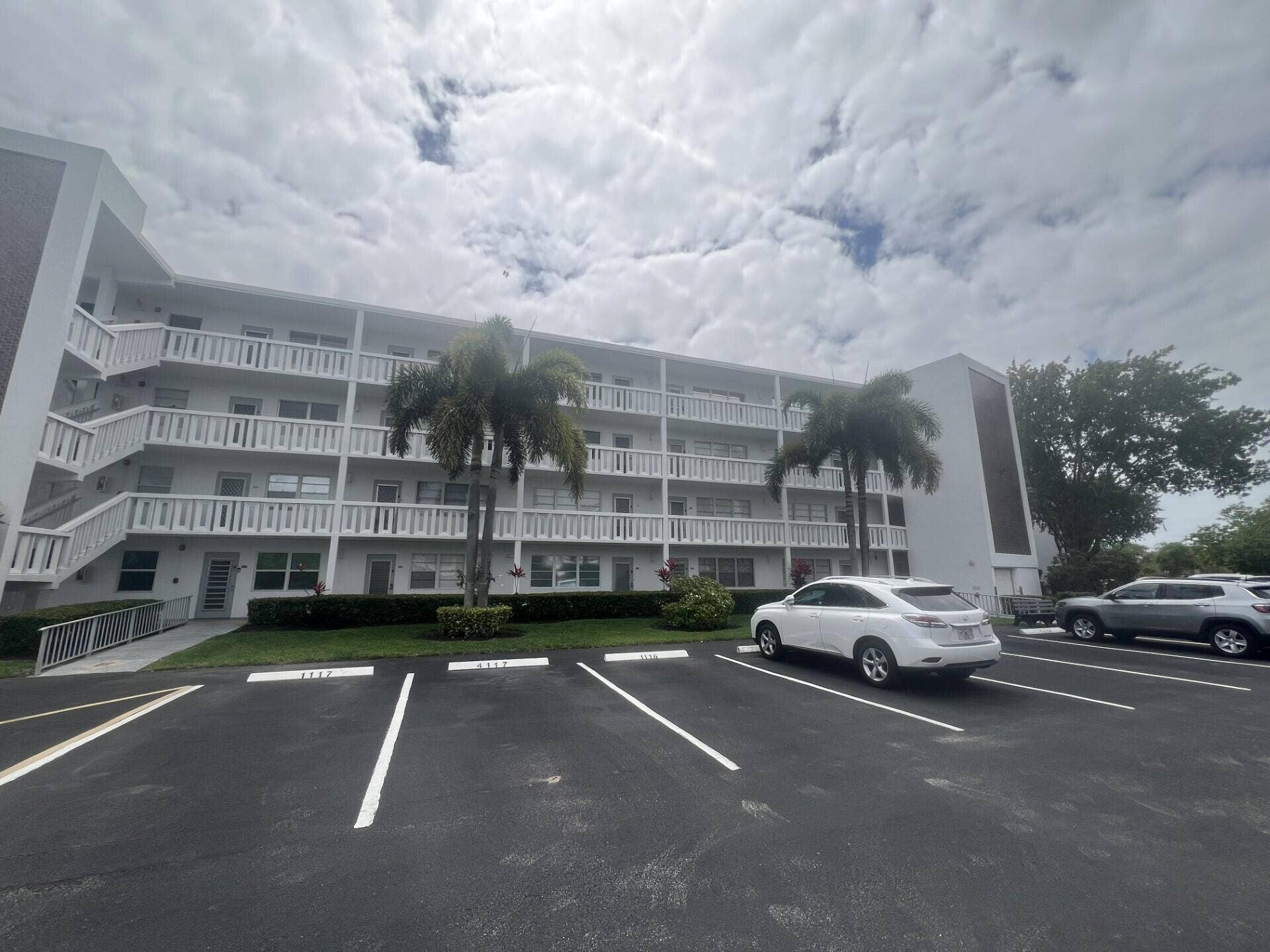 4116 Cambridge E, Deerfield Beach, FL 33442 8548e3ea-242f-48b0-975e-faa4f28c04d5