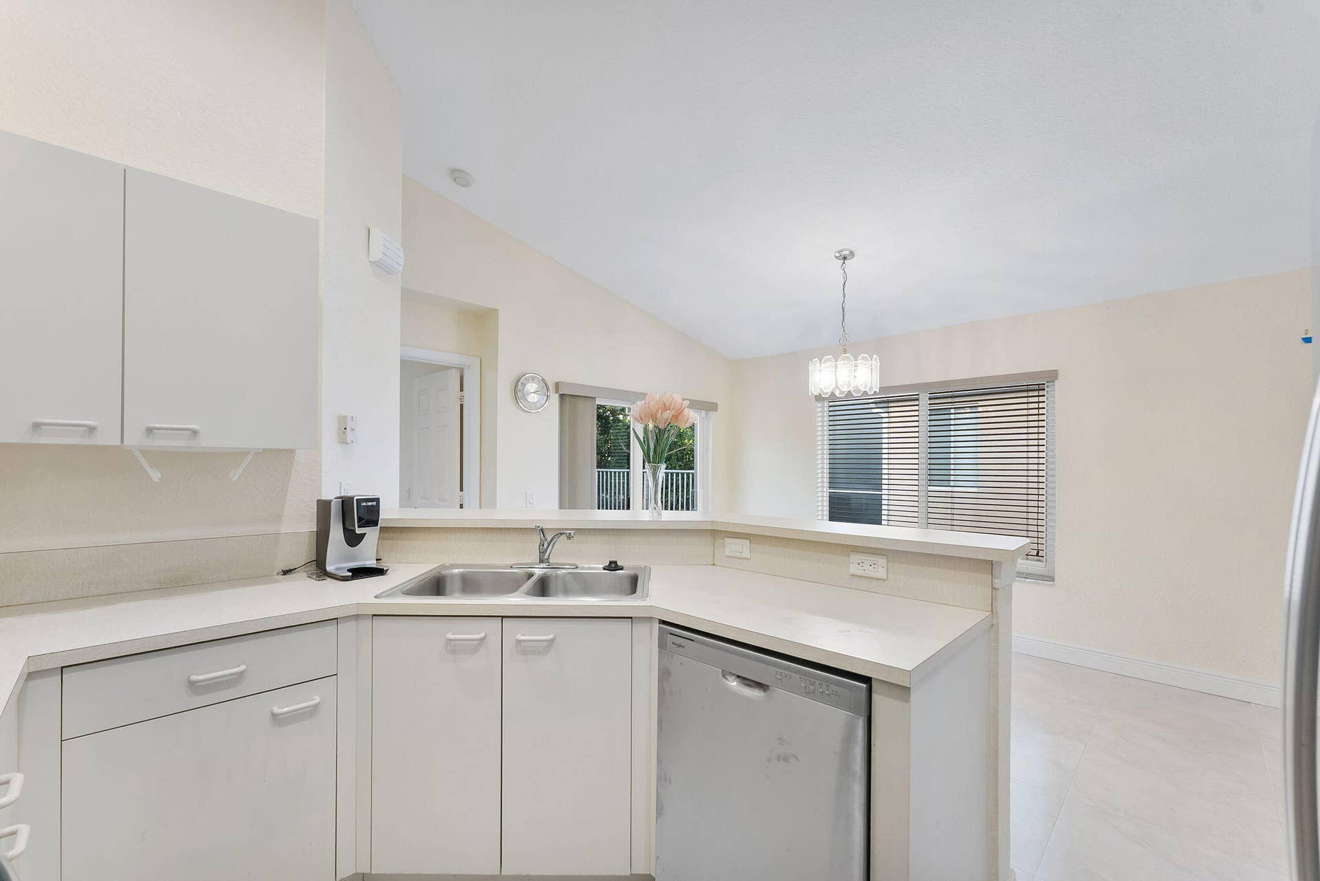 1353 Canary Island Drive, Weston, FL 33327 41-web-or-mls-DSC02165