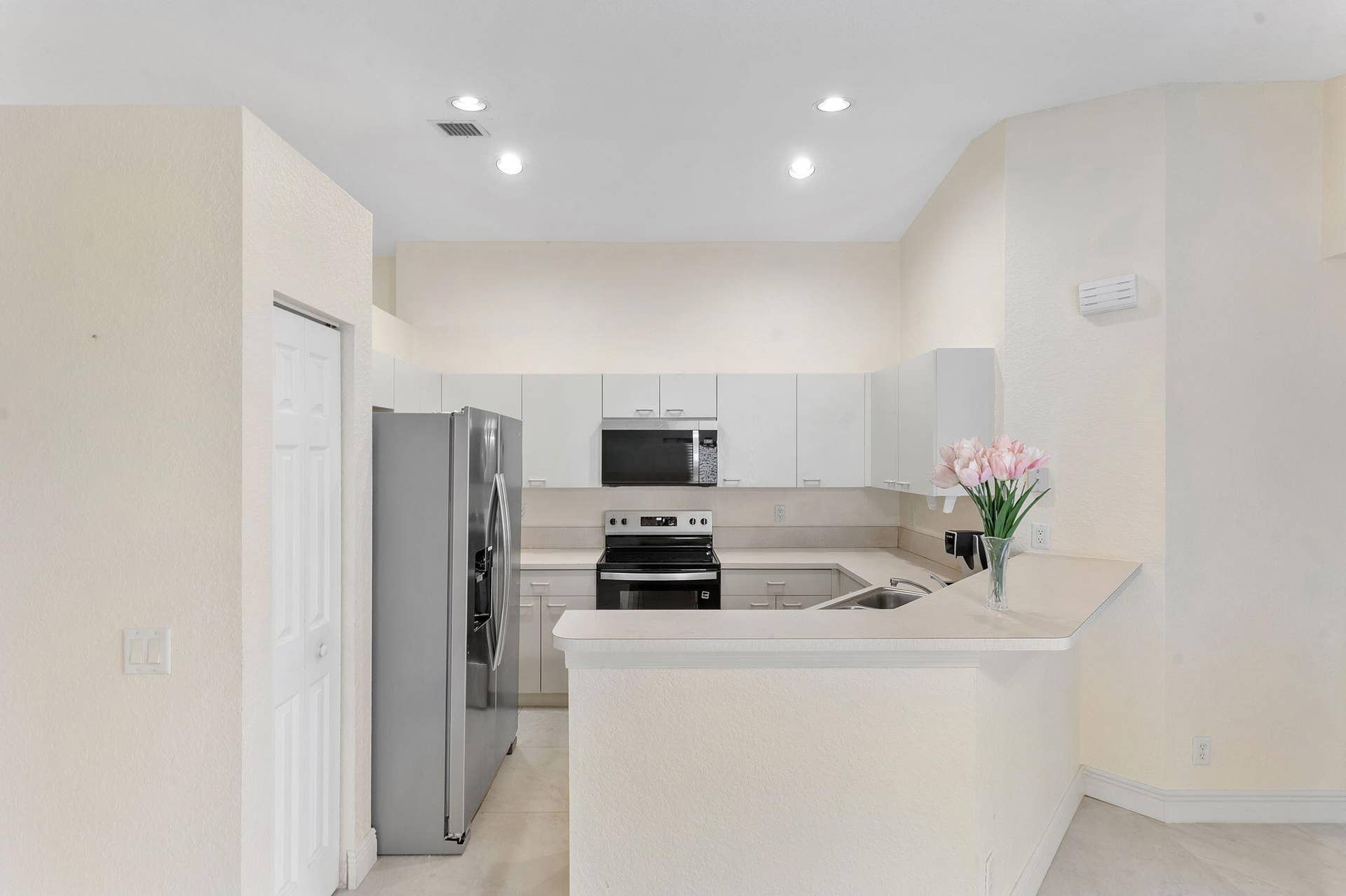 1353 Canary Island Drive, Weston, FL 33327 38-web-or-mls-DSC02156