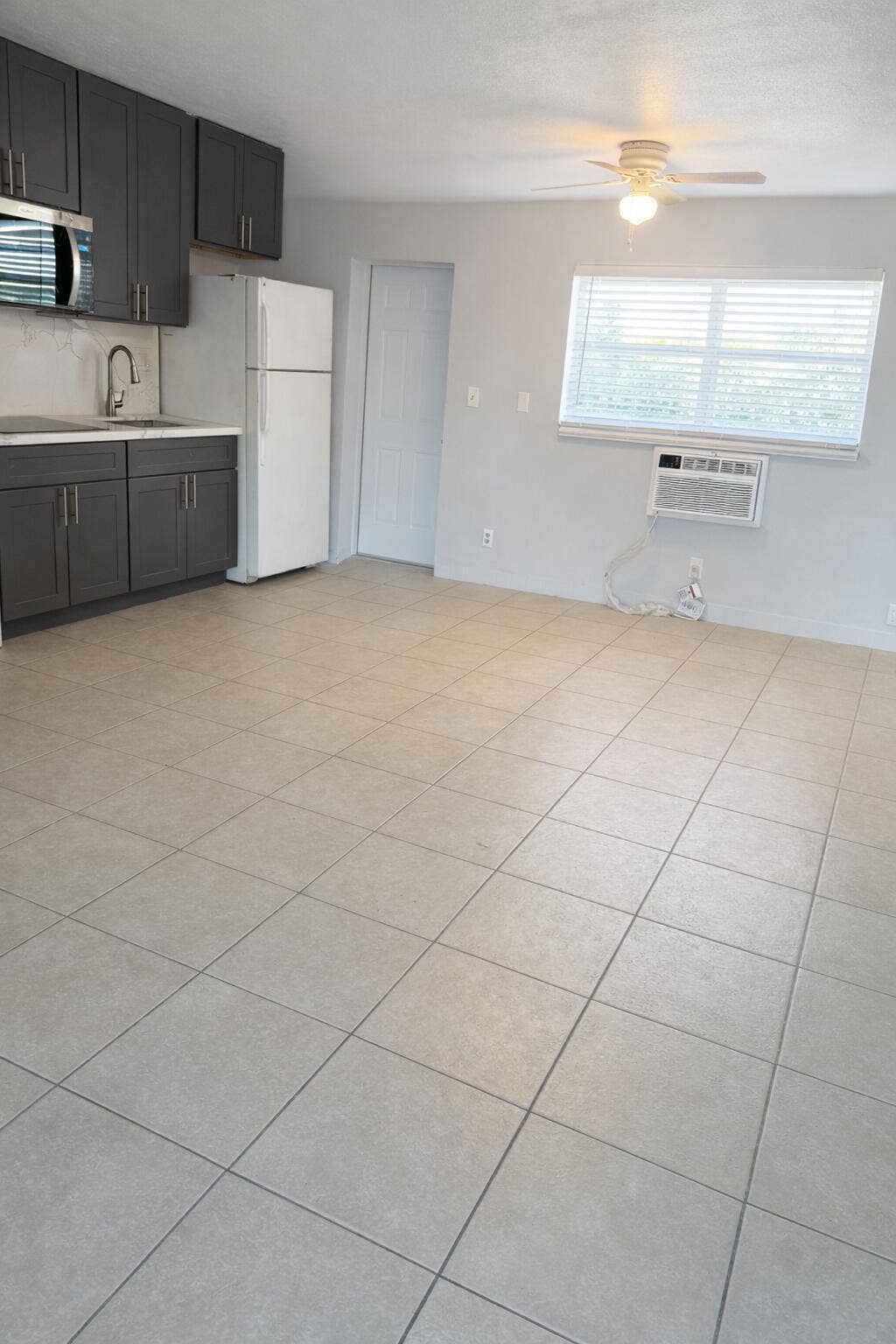 1017 SE 3rd Street, #3, Deerfield Beach, FL 33441 Kitchen 2