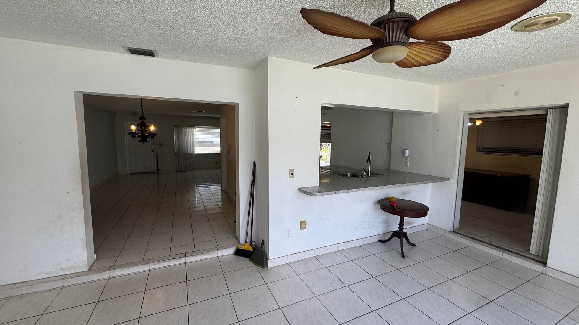 5401 W Park Road, Hollywood, FL 33021 IMG_4314