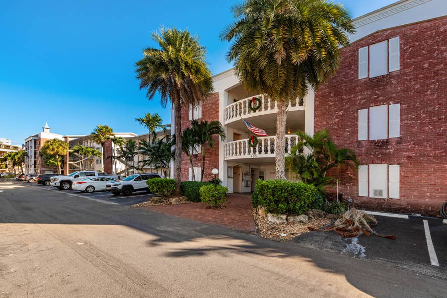 Property photo for 465 Paradise Isle Boulevard, #110, Hallandale Beach, FL