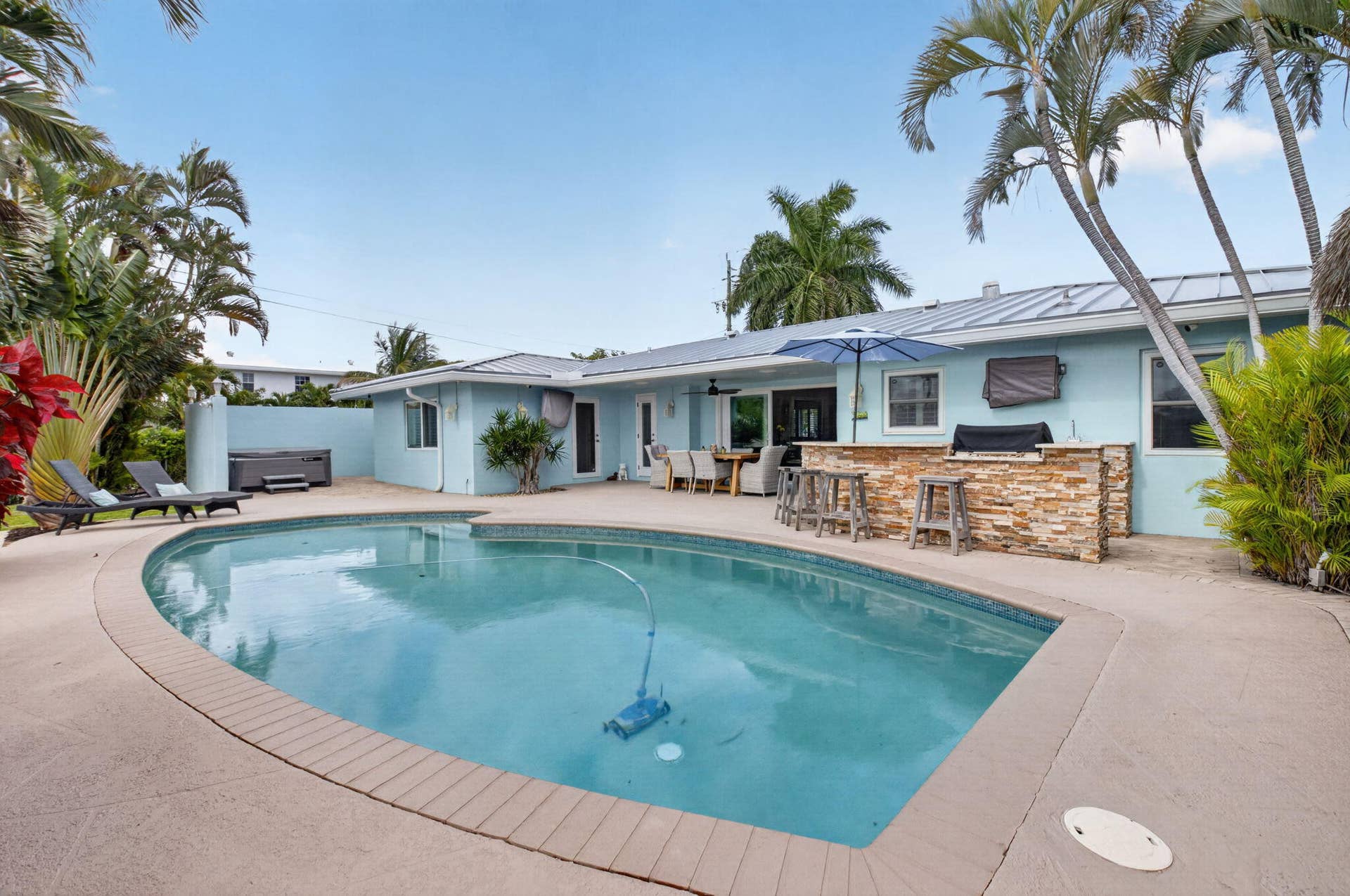 5800 NE 7th Avenue, Boca Raton, FL 33487 Summer Kitchen
