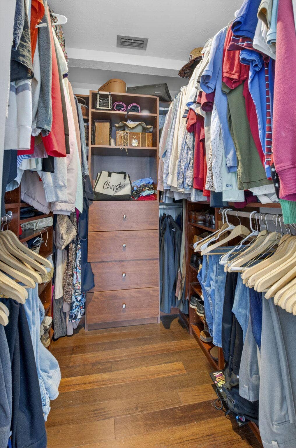 5800 NE 7th Avenue, Boca Raton, FL 33487 Primary Walk-In Closet