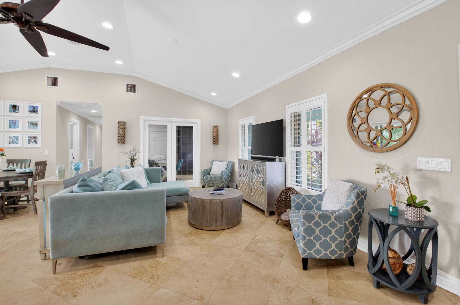 5800 NE 7th Avenue, Boca Raton, FL 33487 High Ceilings