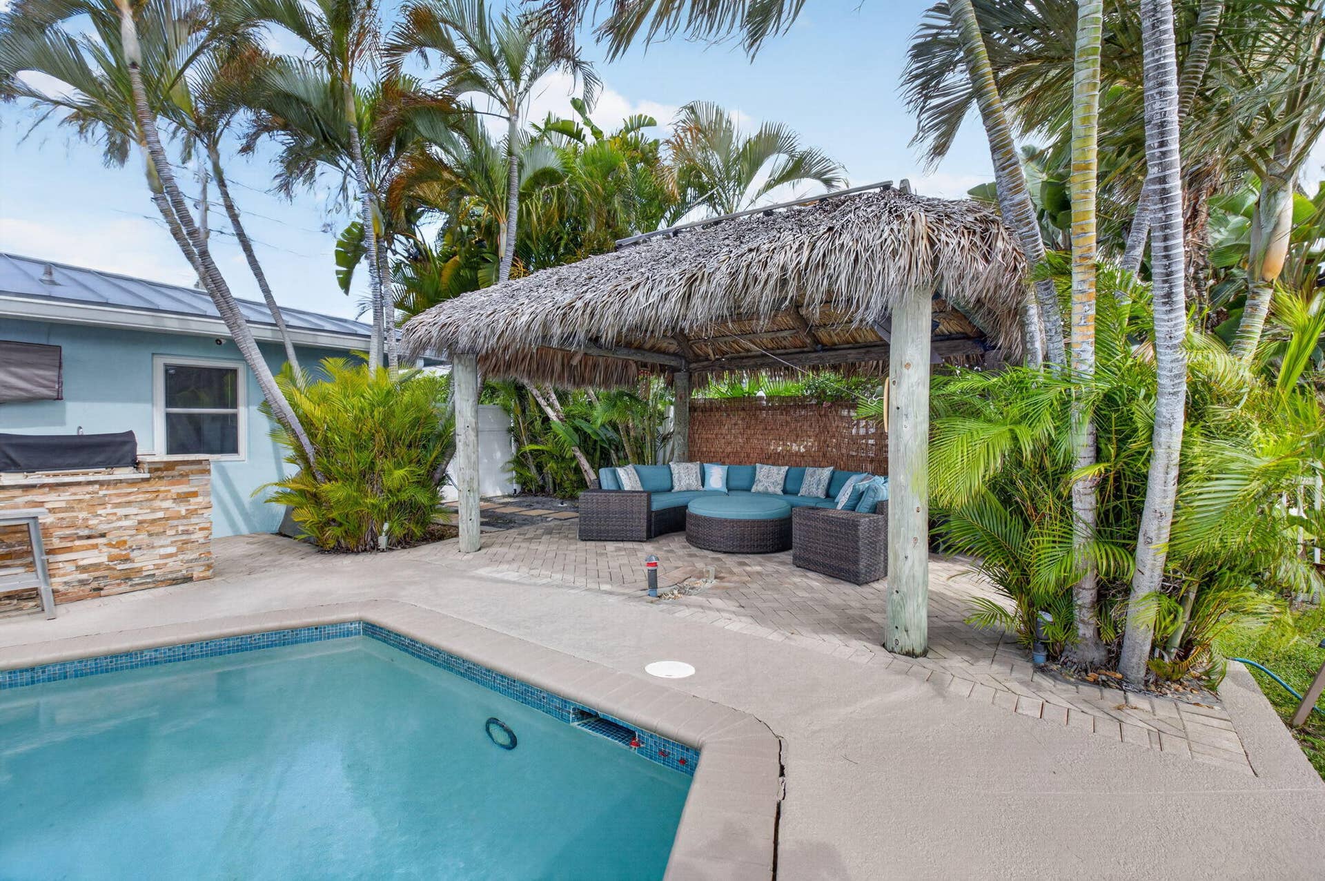 5800 NE 7th Avenue, Boca Raton, FL 33487 Tiki Hut