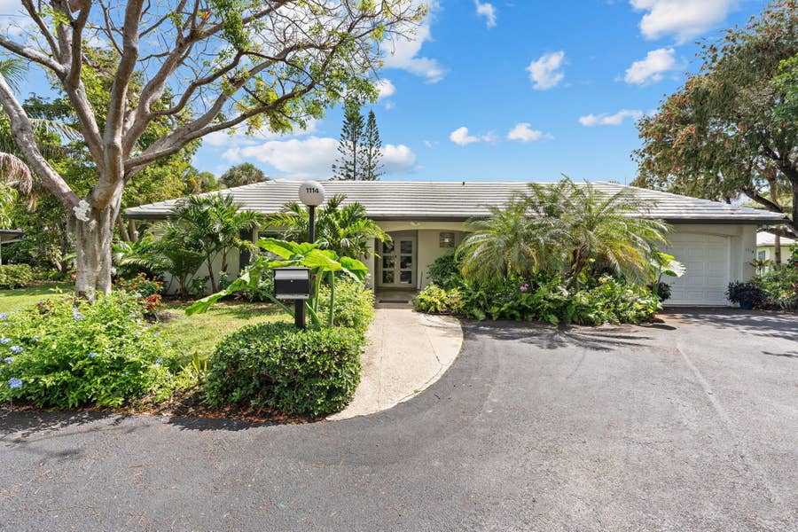 Property photo for 1114 W Cypress Drive, #V-8, Pompano Beach, FL