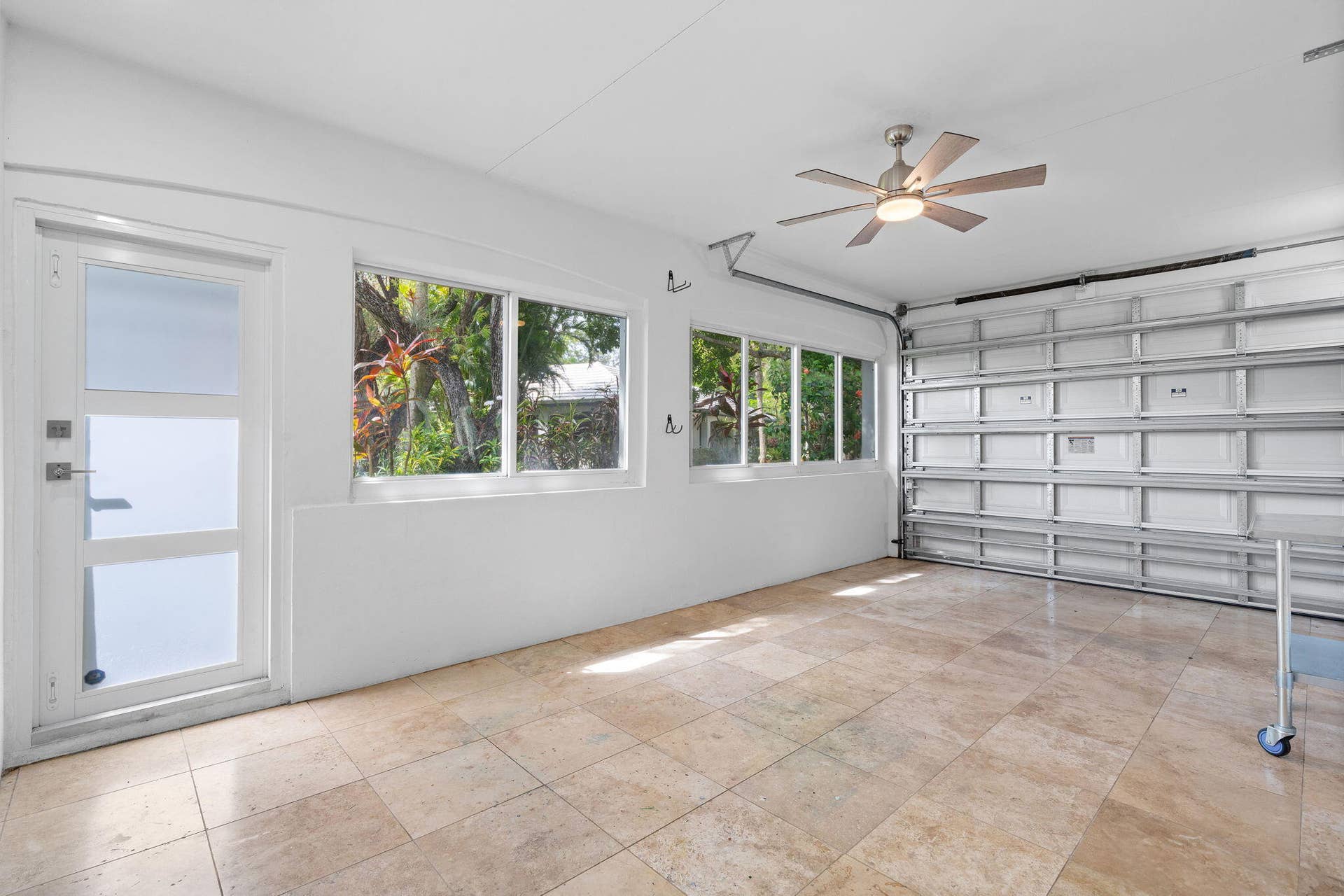 19-web-or-mls-1114 W Cypress Dr, Pompano