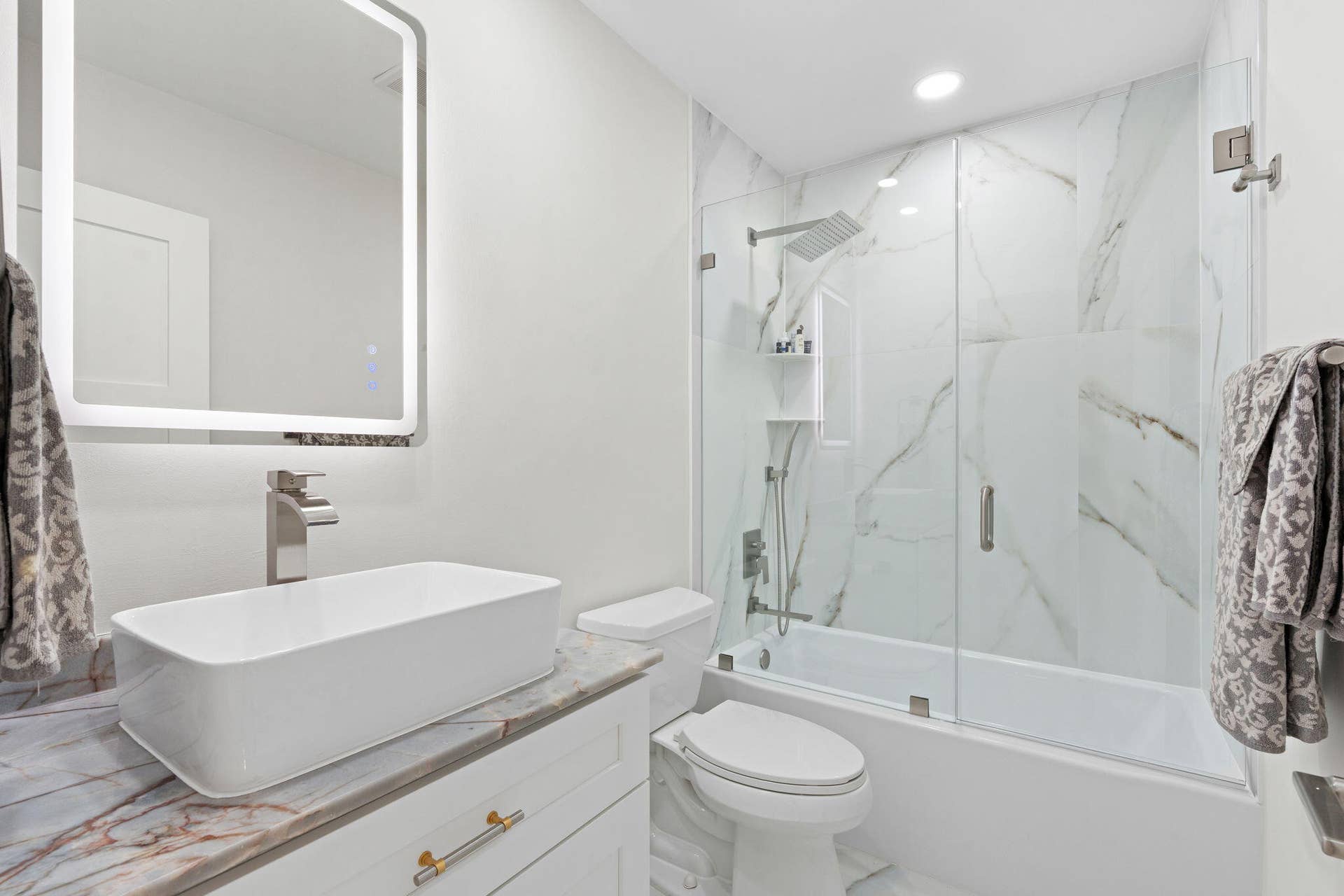 6-web-or-mls-1114 W Cypress Dr, Pompano