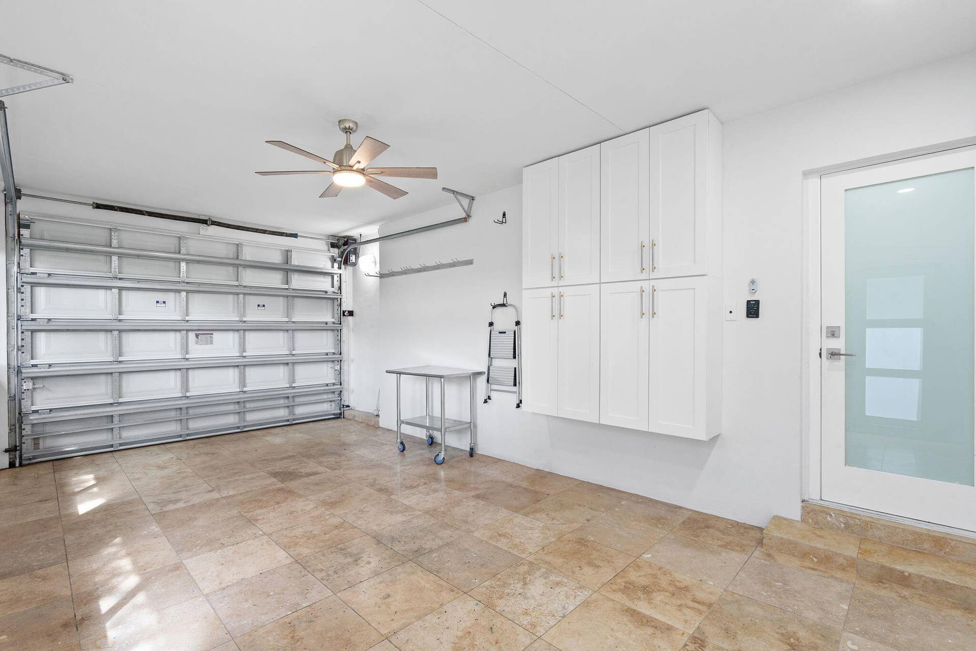 20-web-or-mls-1114 W Cypress Dr, Pompano