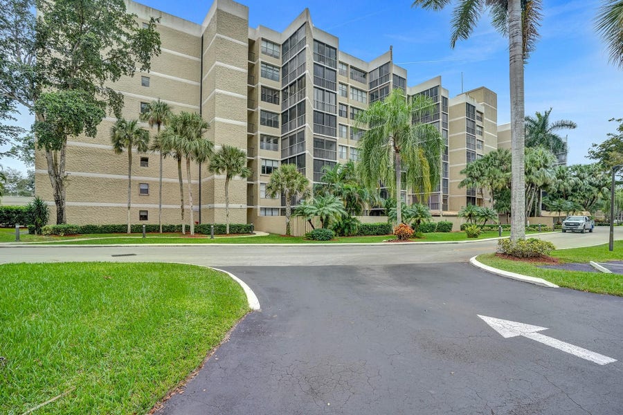 Property photo for 16300 Golf Club Road, #109, Weston, FL