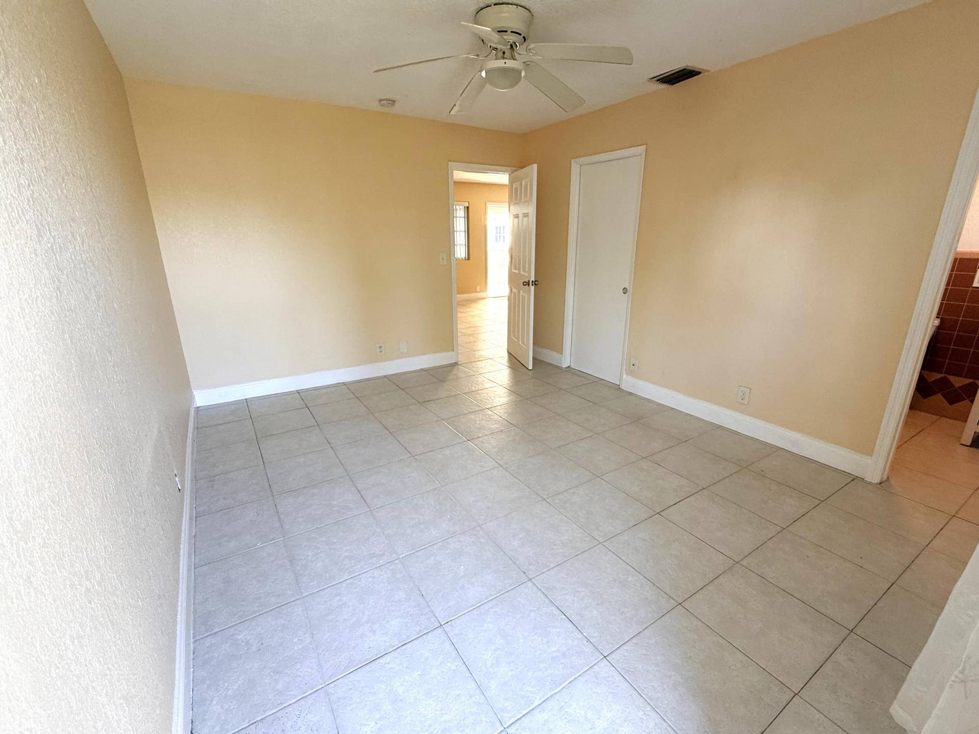 551 SE 15th Street, #W, Pompano Beach, FL 33062 IMG_8664