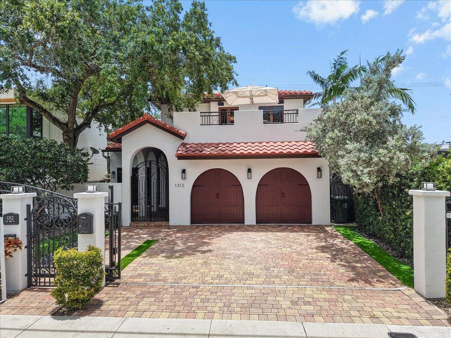 Property photo for 1312 SE 2nd Court, Fort Lauderdale, FL