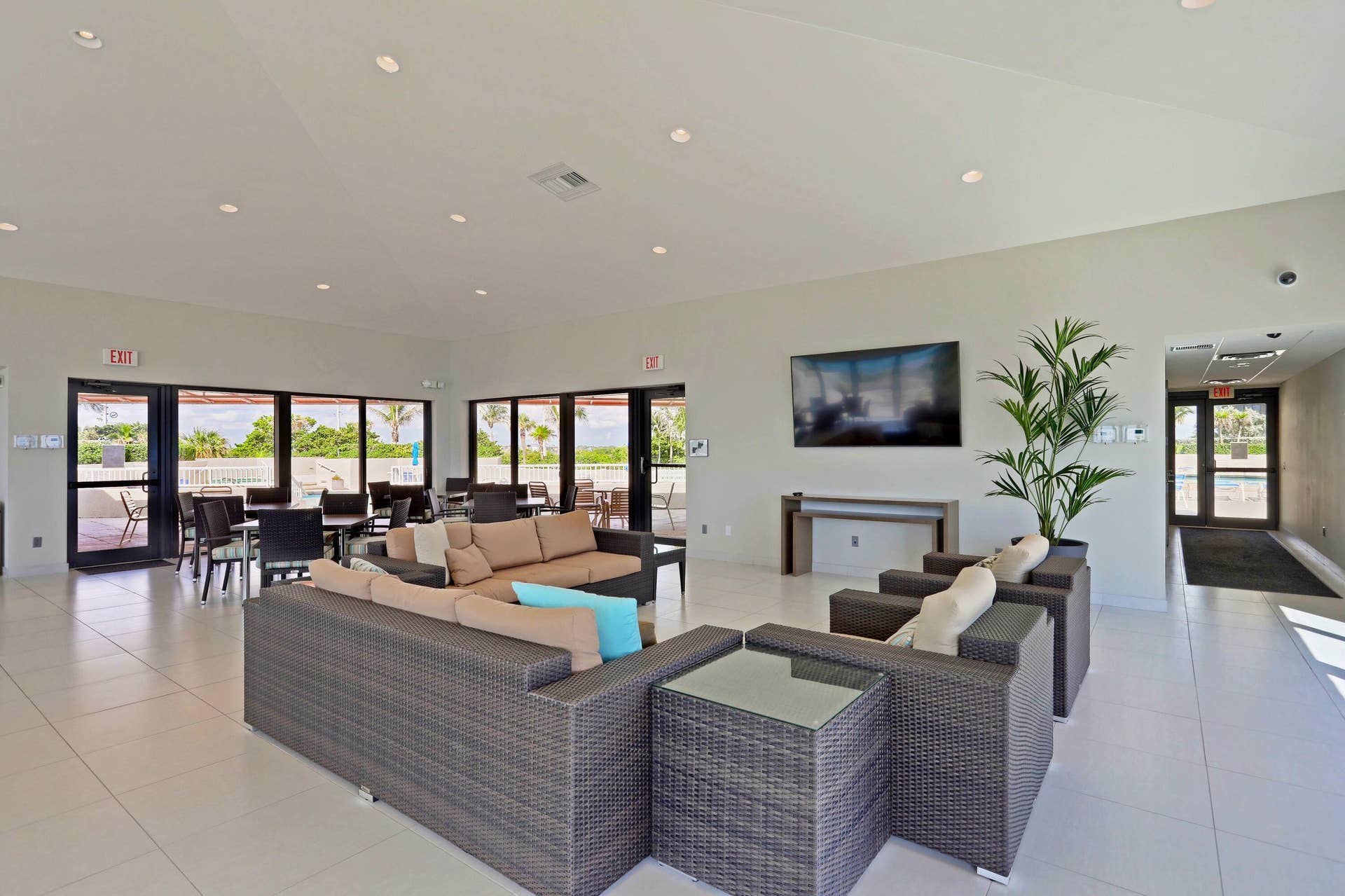 5550 N Ocean Drive, #12c, Riviera Beach, Singer Island, FL 33404 20230117160833103386000000-o