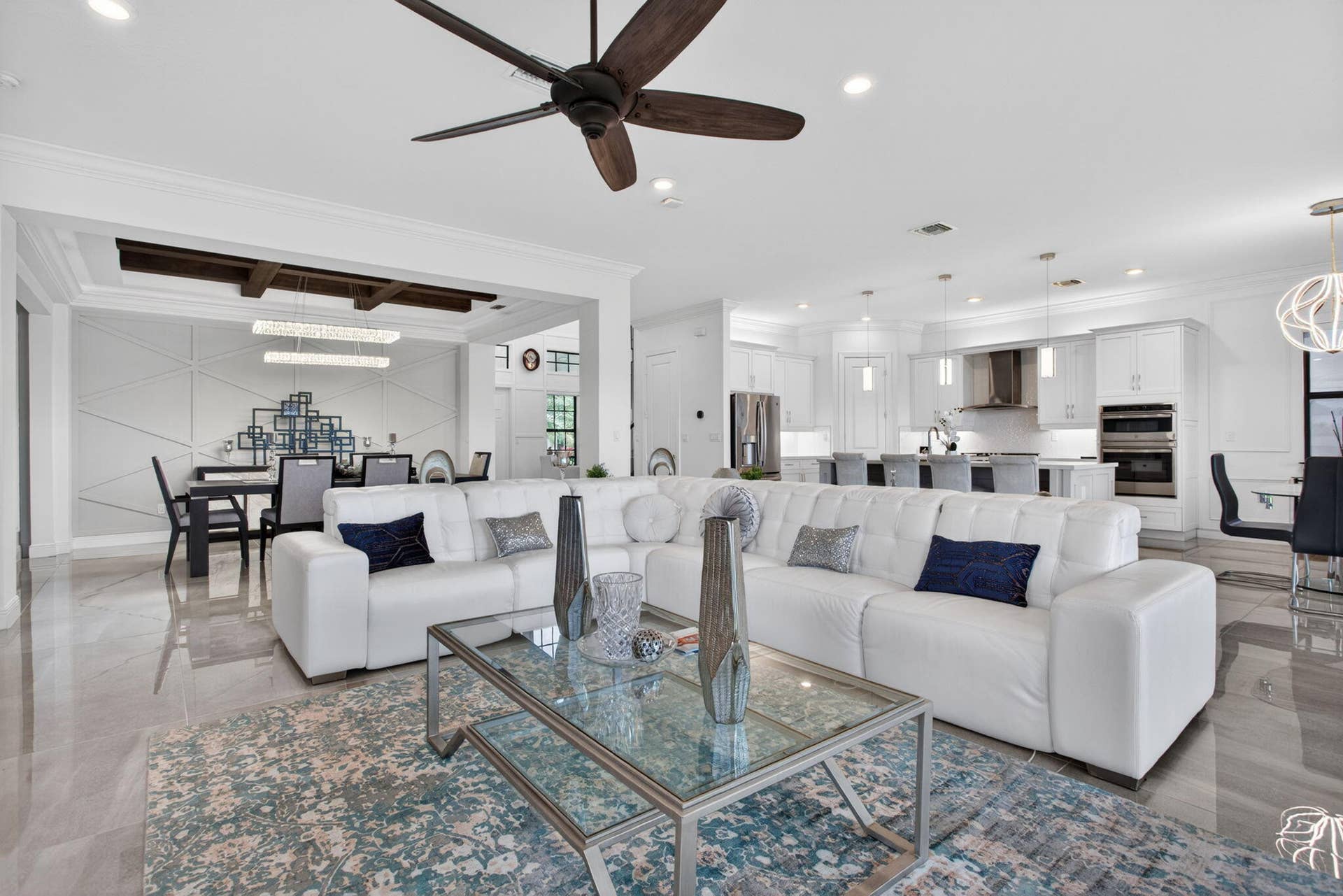 9-web-or-mls-12090-2724